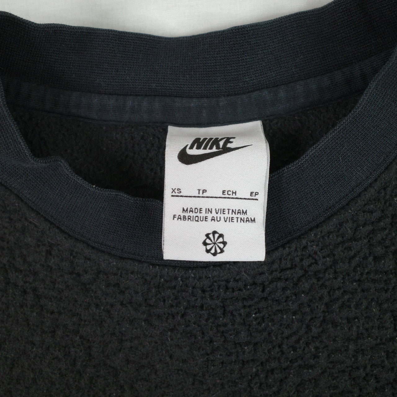 Nike Sportswear Essential Black Sherpa Fleece Sweatshirt Crewneck Mens Size XS