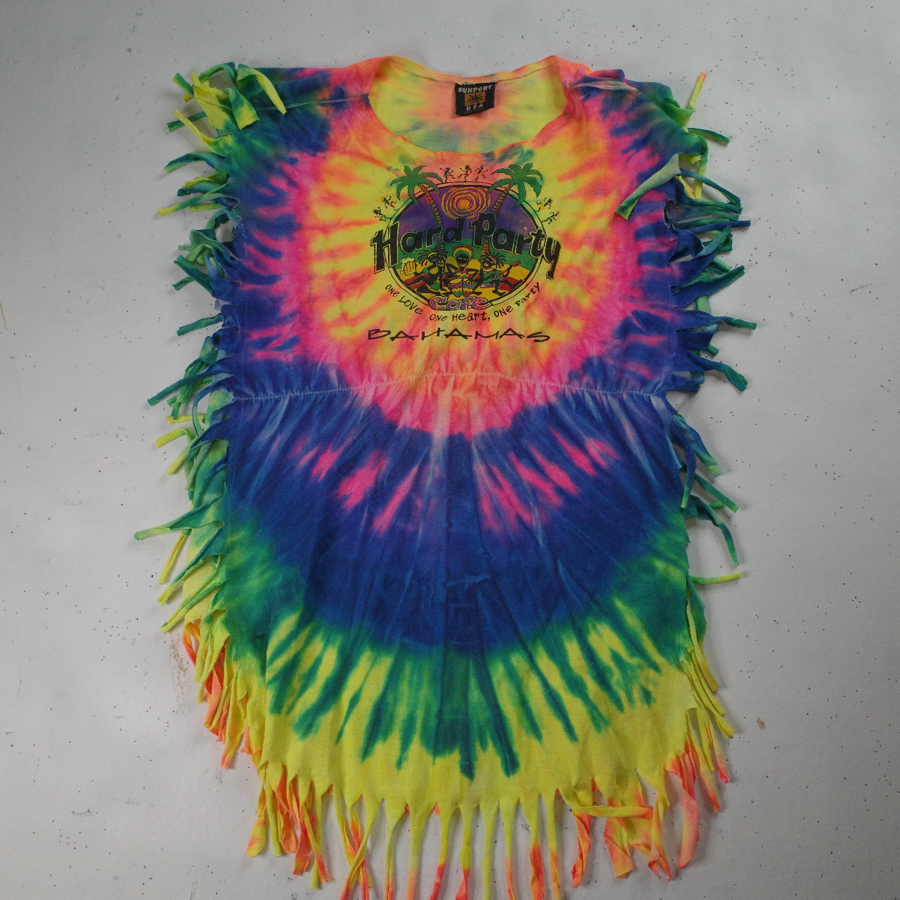 Hard Party Cafe Bahamas Vintage Rainbow Sunport USA MADE Rainbow One Size Singlet
