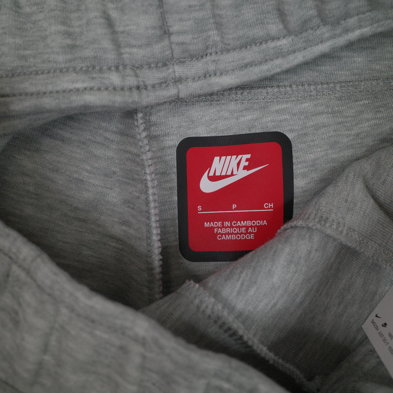 New Nike Tech Men's Fleece Open Hem Grey Track Pants Mens Small RRP