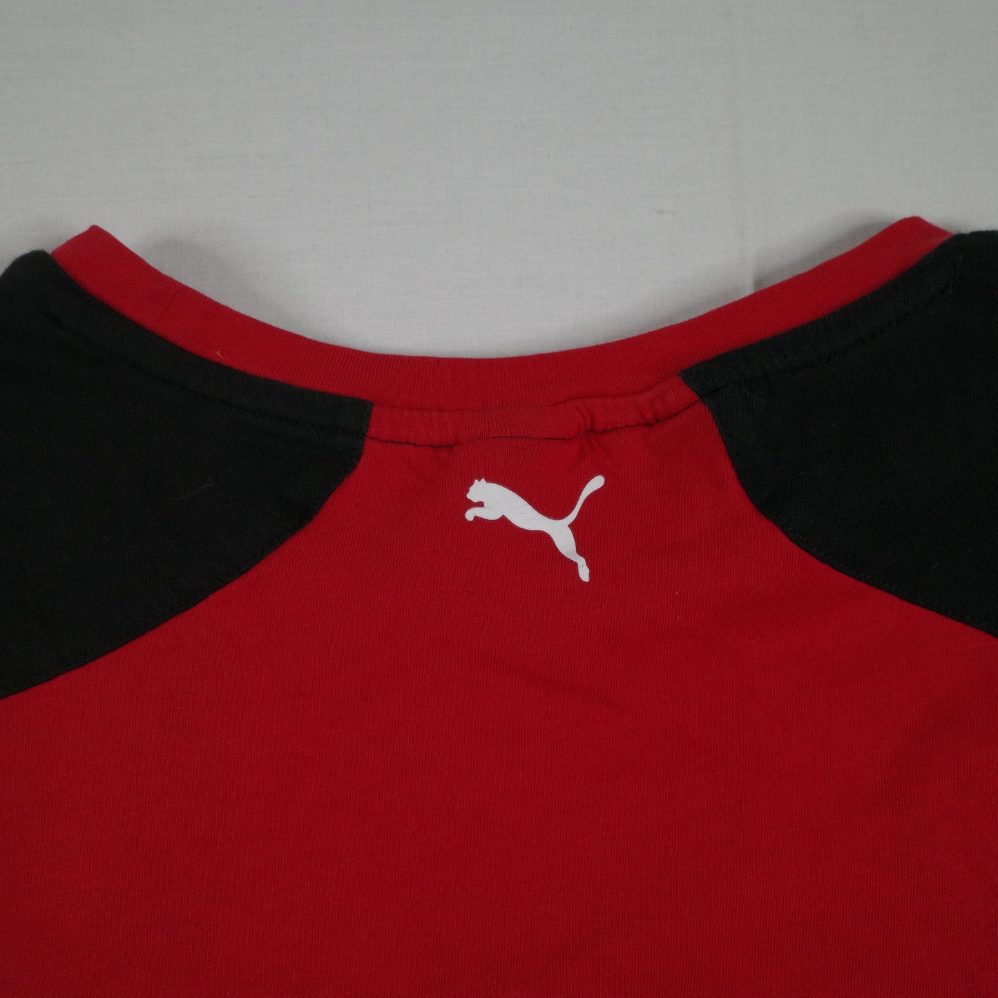PUMA Scuderia Ferrari Drivers Logo Crew Neck Short Sleeve T-Shirt Mens Small