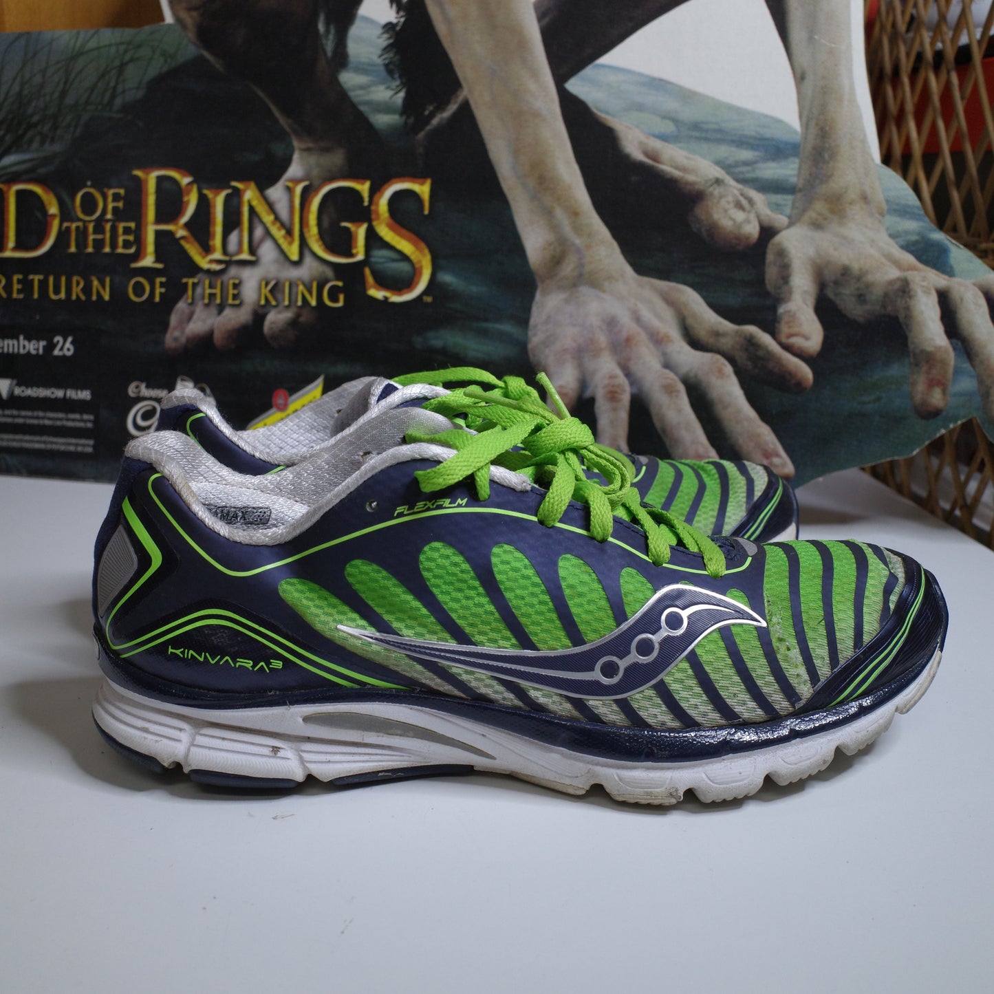 Saucony Kinvara 3 Neon Green White US9 SAMPLE