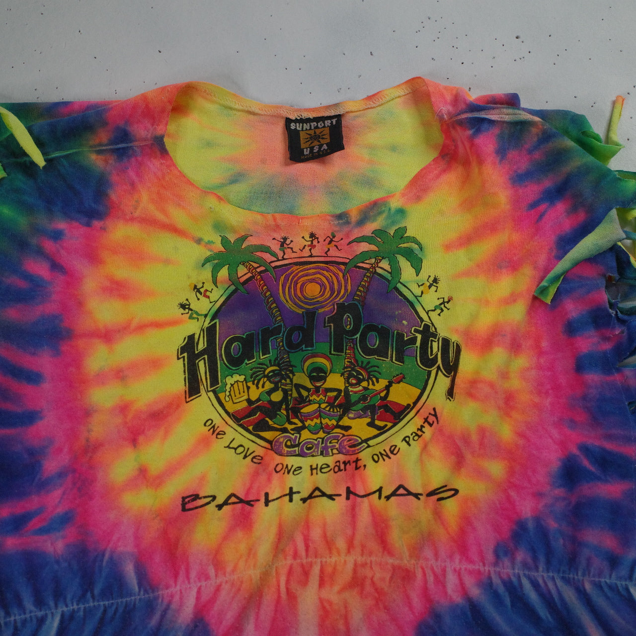 Hard Party Cafe Bahamas Vintage Rainbow Sunport USA MADE Rainbow One Size Singlet