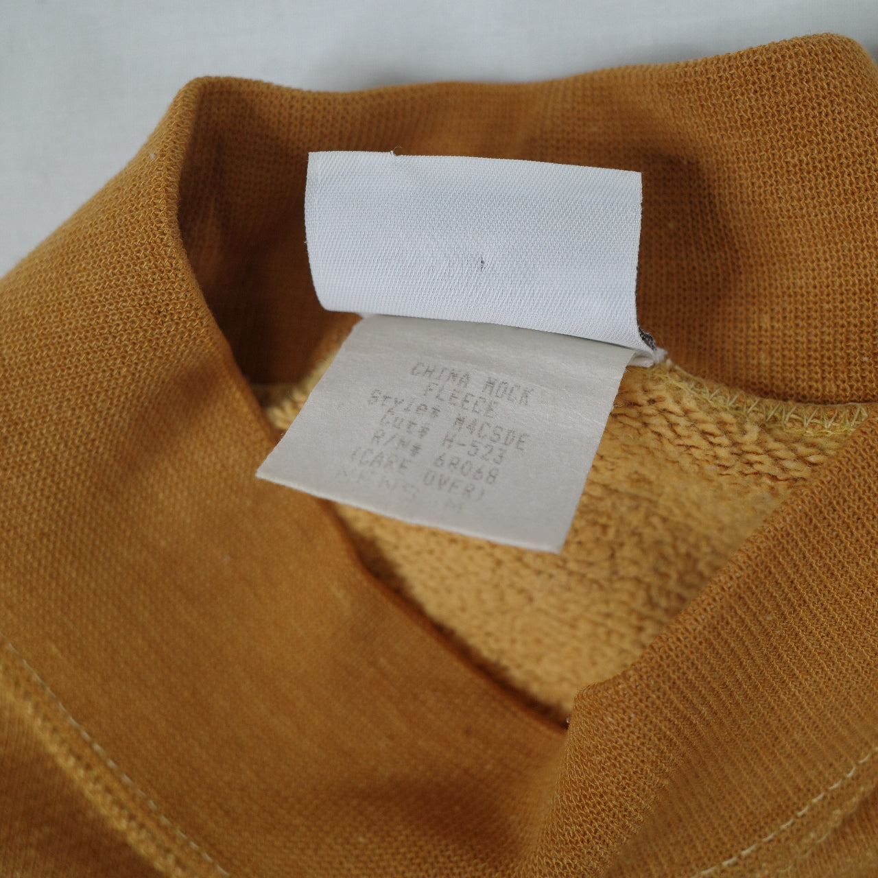 Billabong China Mock Fleece Sweater Mustard Yellow Vintage 90's Mens Medium