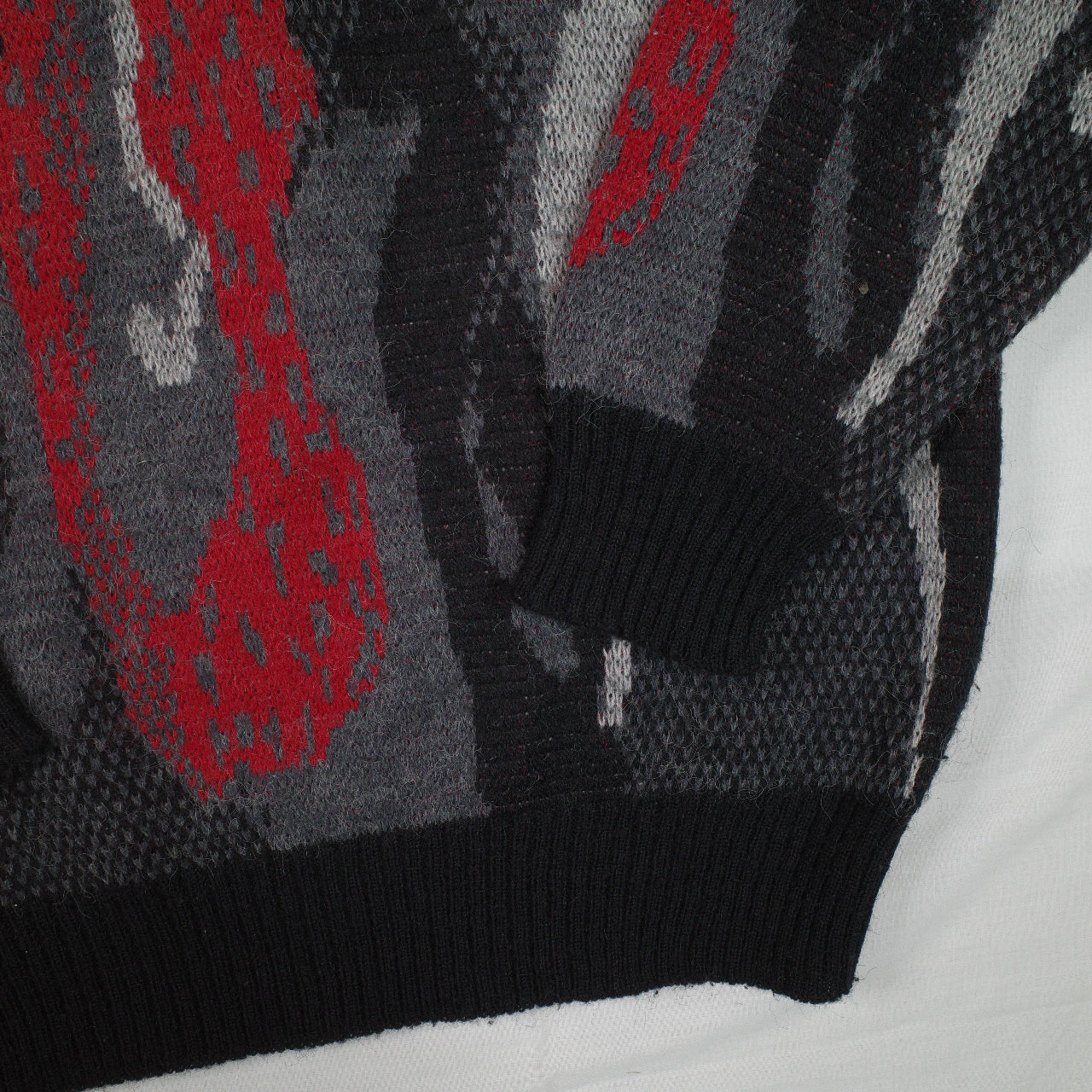 Roger David 1980's Cable Knit Red Grey Mens XL