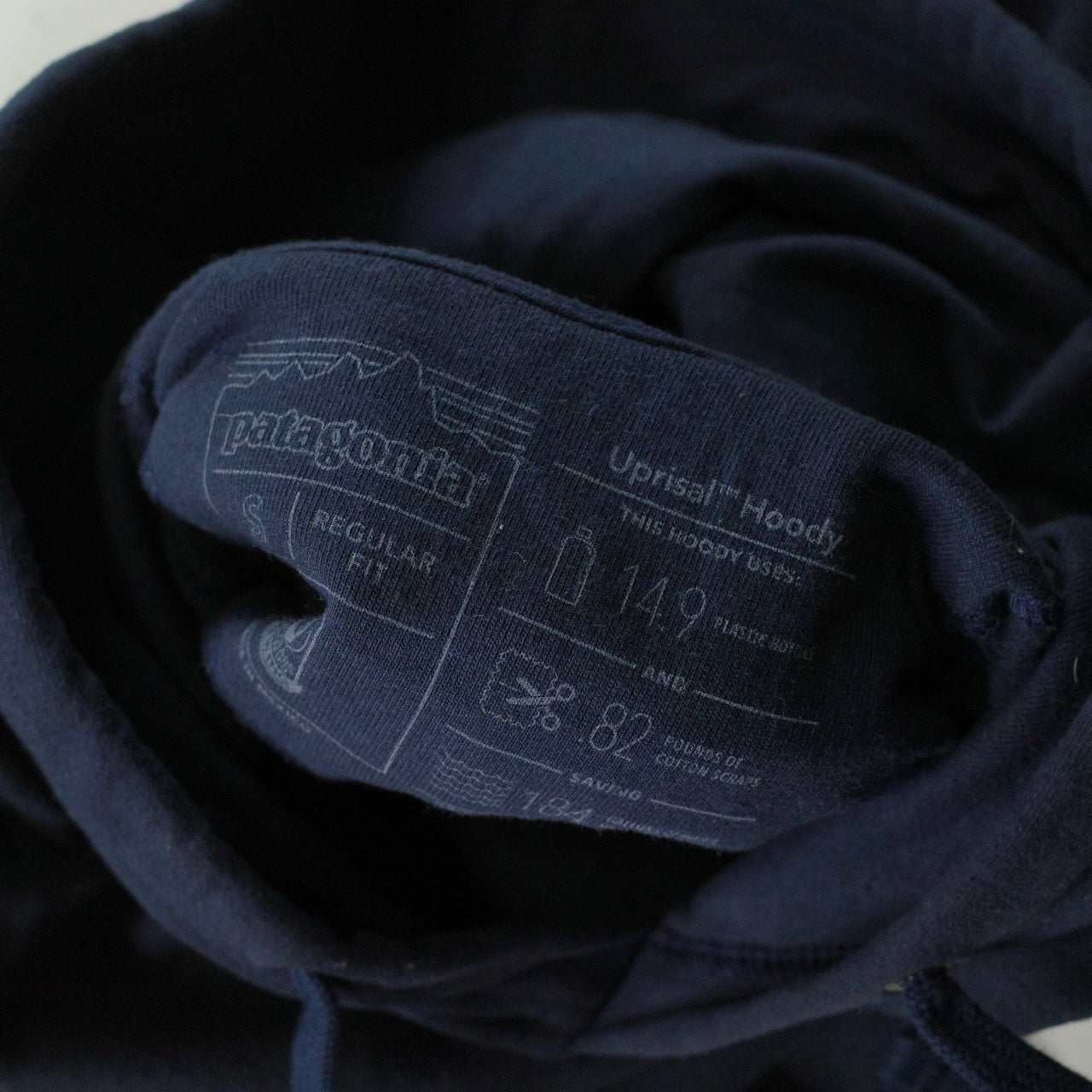Patagonia Pullover Men's Hoodie P-6 Logo Uprisal Hoodie Black Mens Small