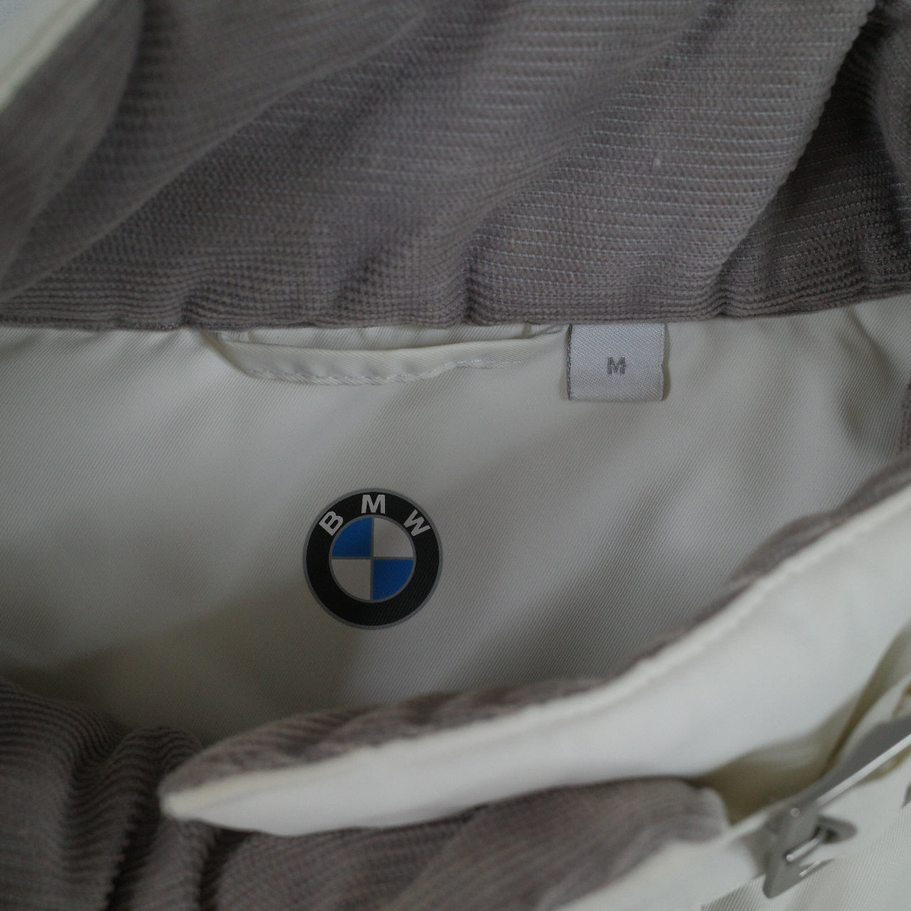BMW White Puffer Jacket Women’s Medium