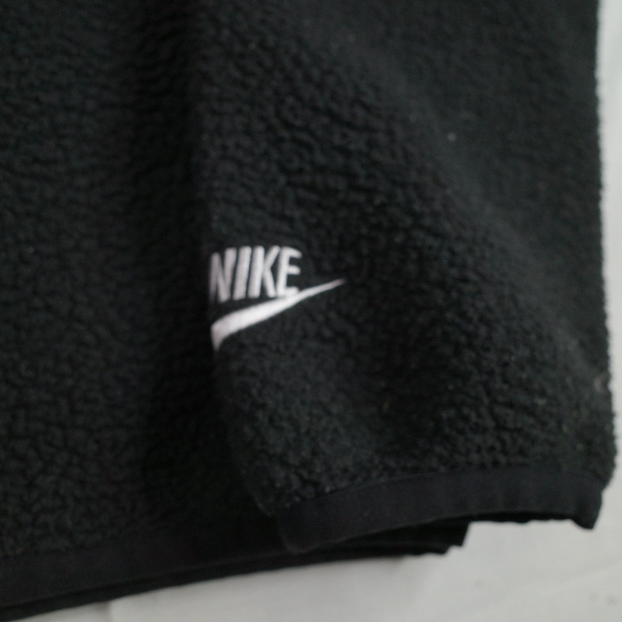 Nike Sportswear Essential Black Sherpa Fleece Sweatshirt Crewneck Mens Size XS