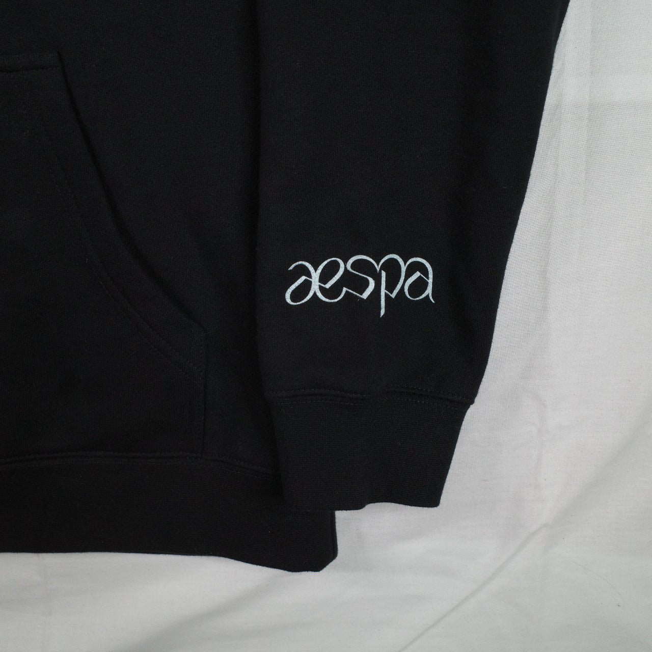 aespa SYNK Parallel Line Australia Tour Dateback Black Hoodie Large