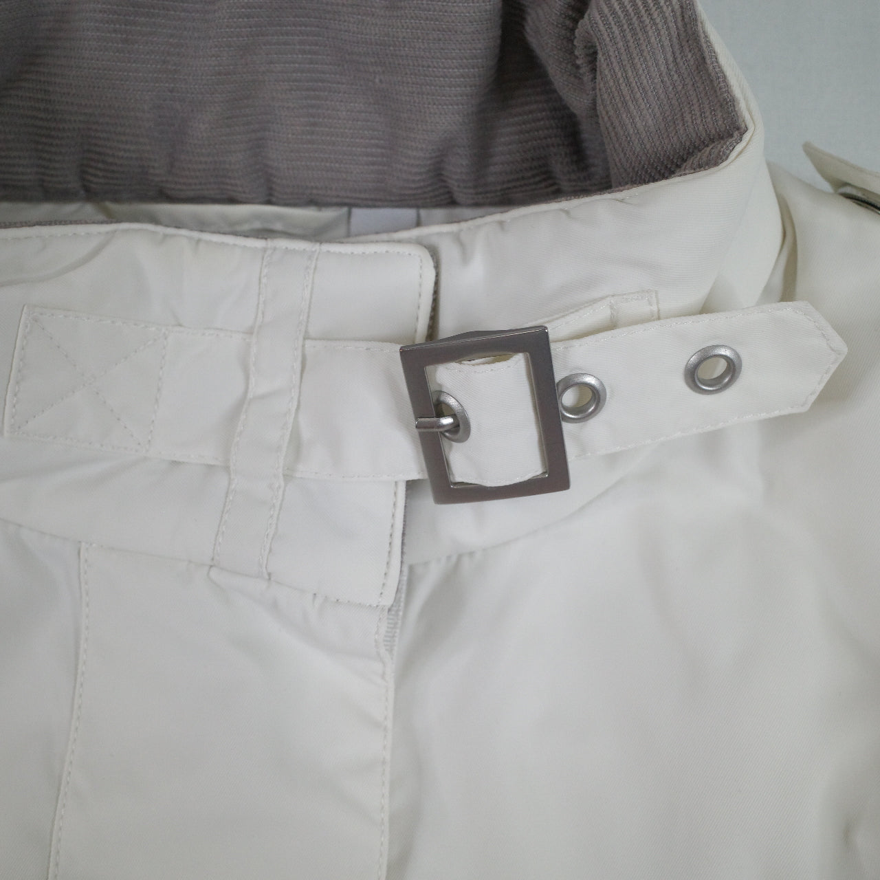 BMW White Puffer Jacket Women’s Medium