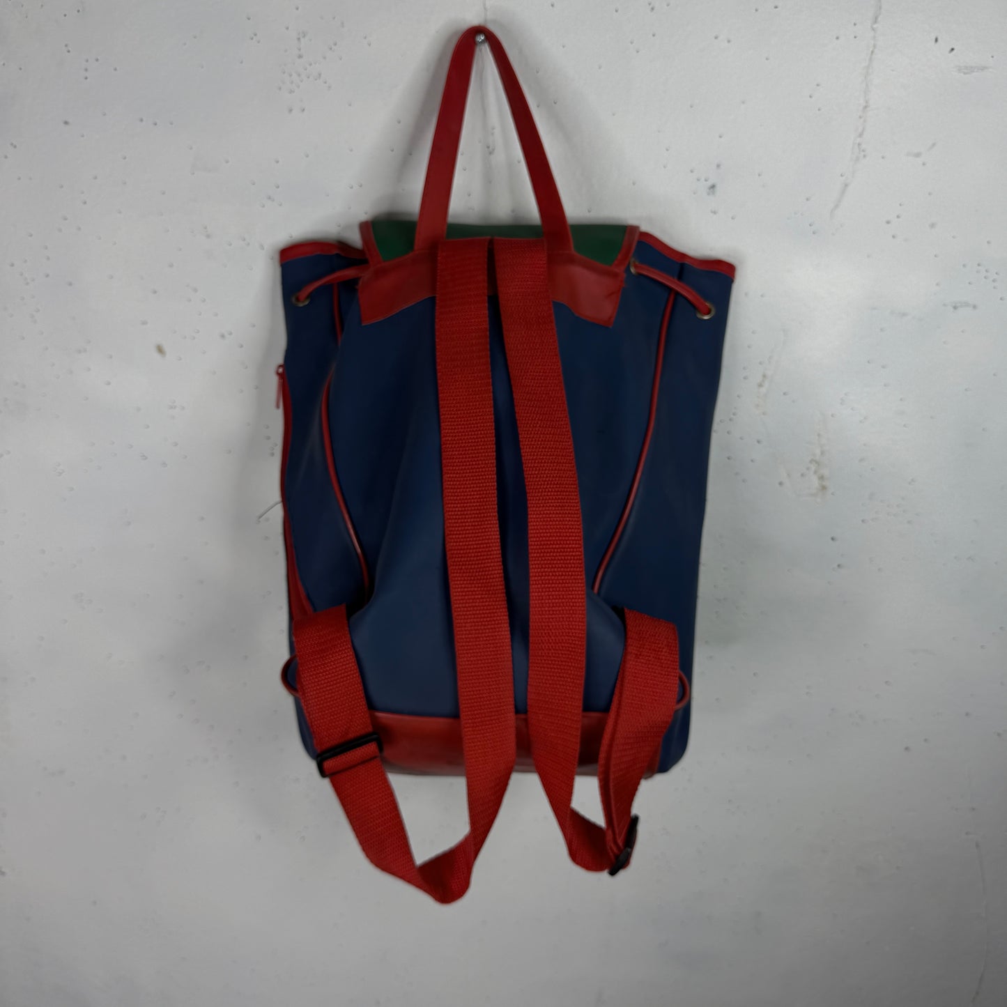 Movieworld Bugs Bunny Vintage Classic Characters Green Red Blue Vintage 90's Backpack