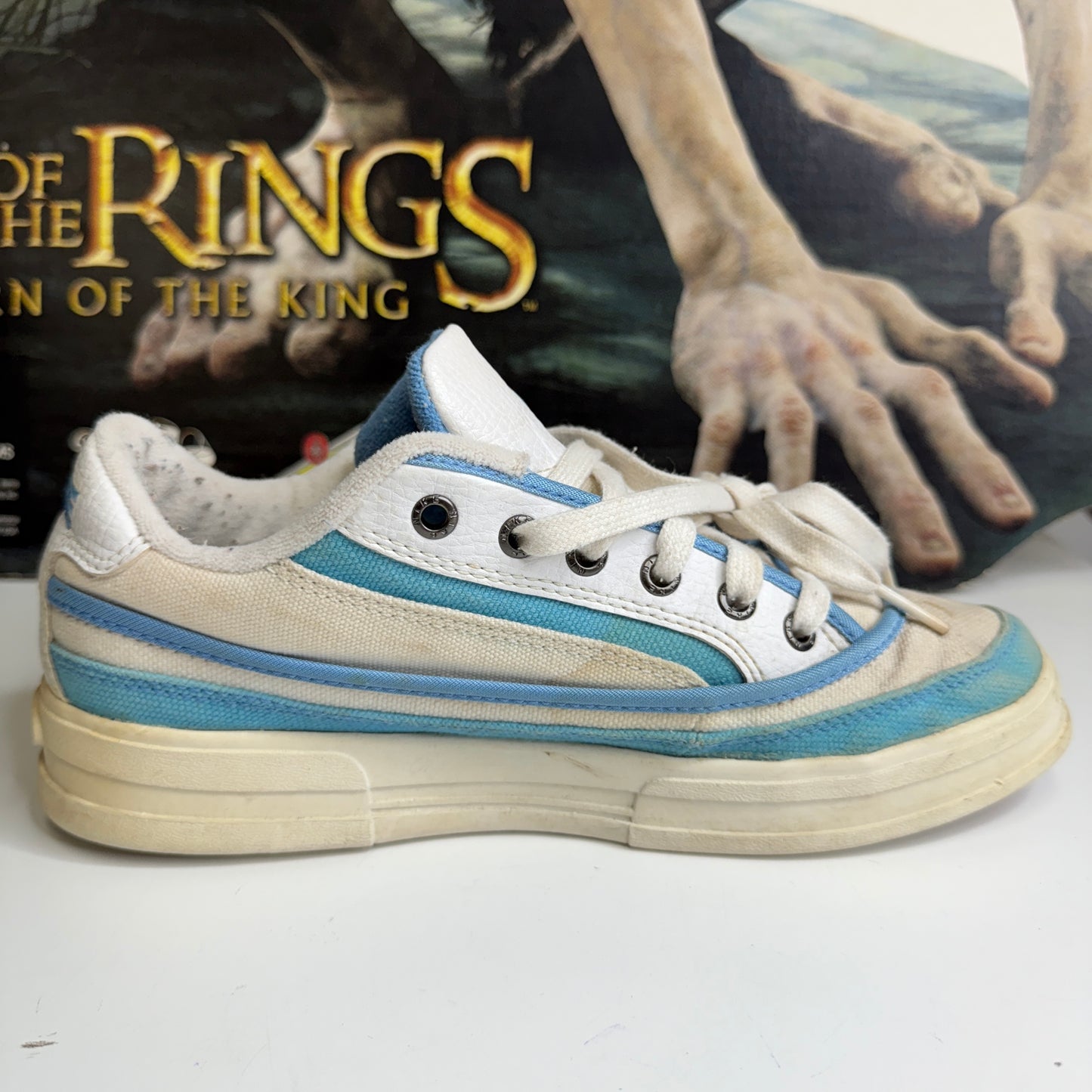 Nike Tennis 1998 1999 Womens White Baby Blue Runners Womens Size 9 UK6.5