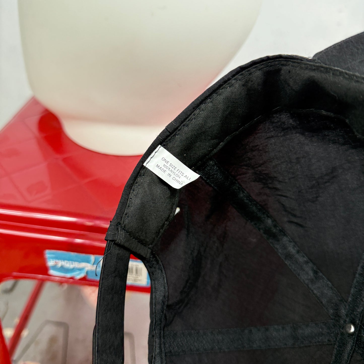 Vintage Nylon Airlie Beach Whitsundays Snapback Black Cap