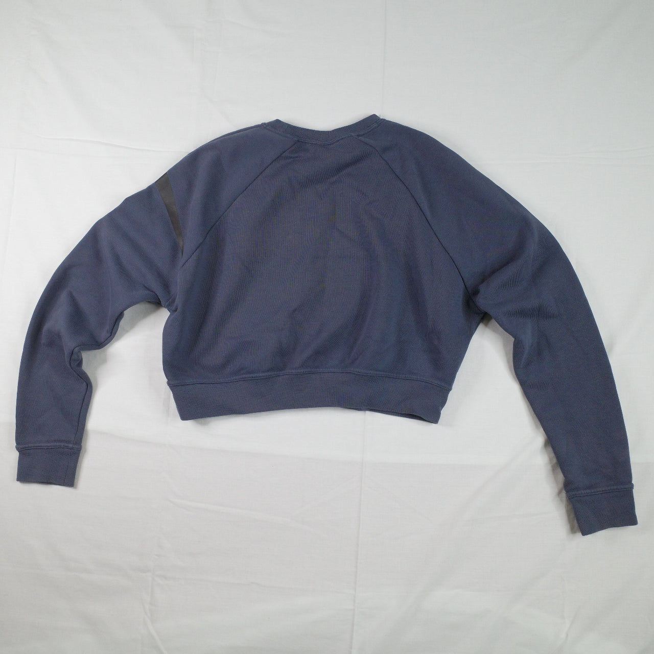 Nike Womens XS Drifit Crop Crewneck Sweater