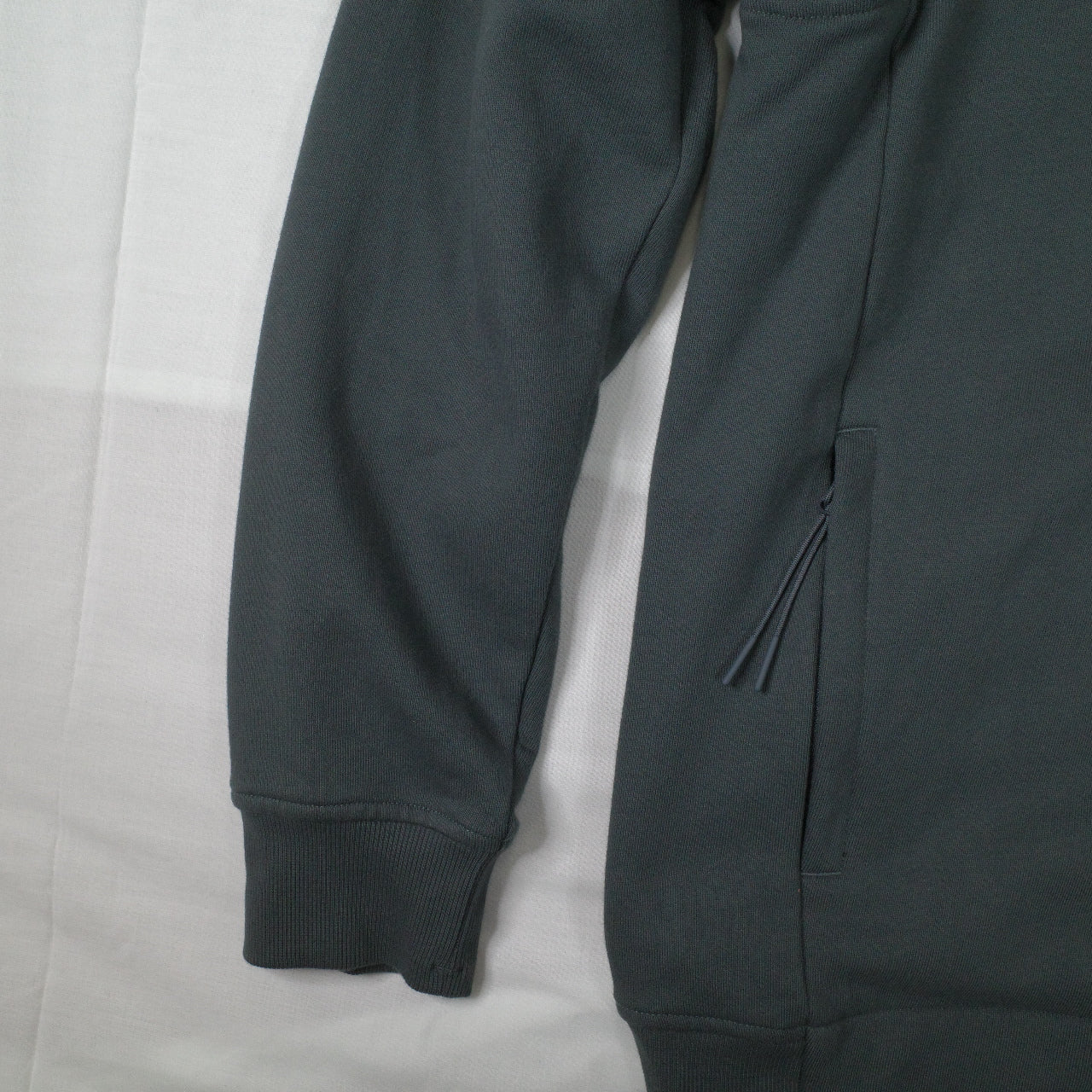 C.P. Company Metropolis Series Diagonal Raised Fleece Hoodie Grey Mens XL NWT