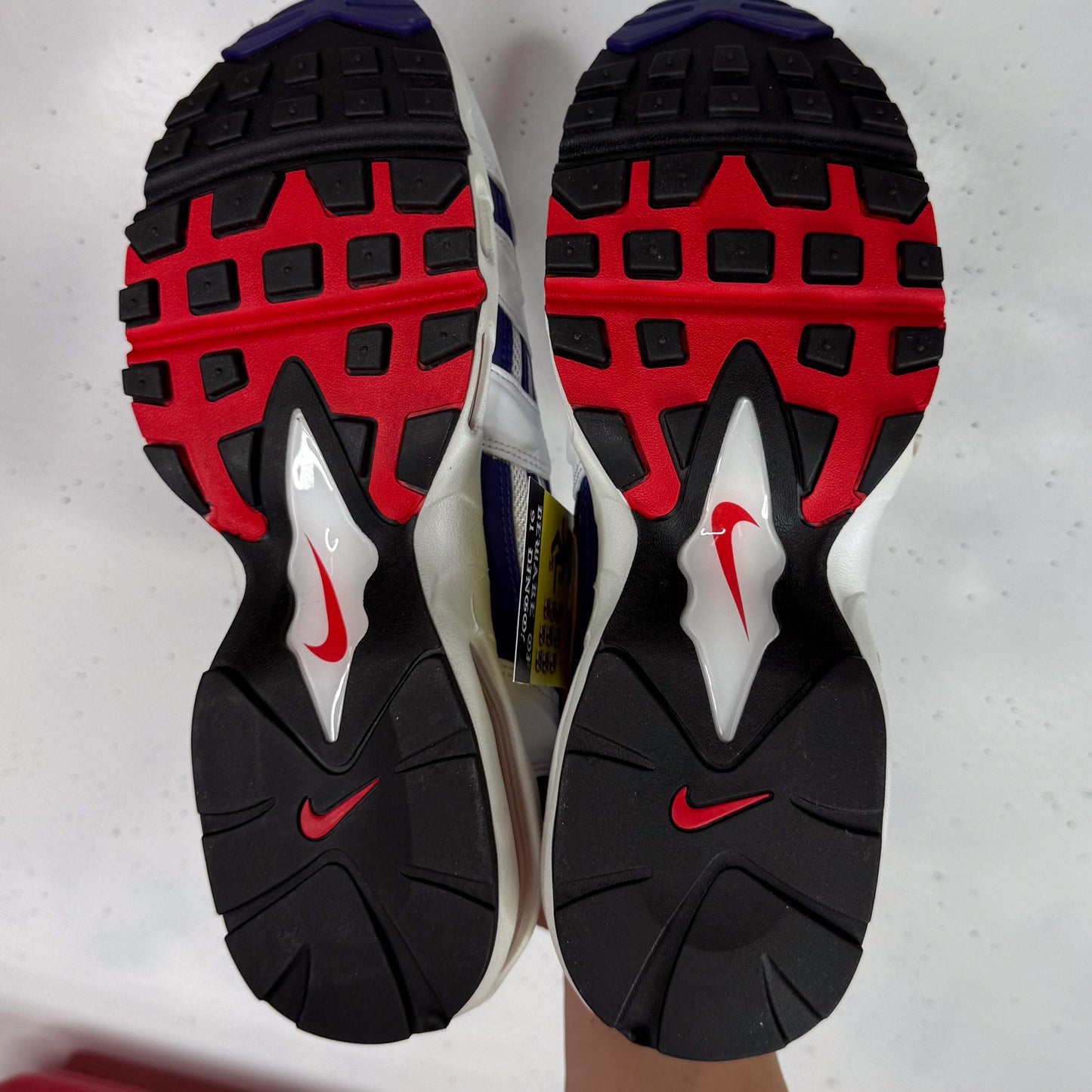 Nike Air Max 96 Comet Red New Mens US10 Womens US11.5