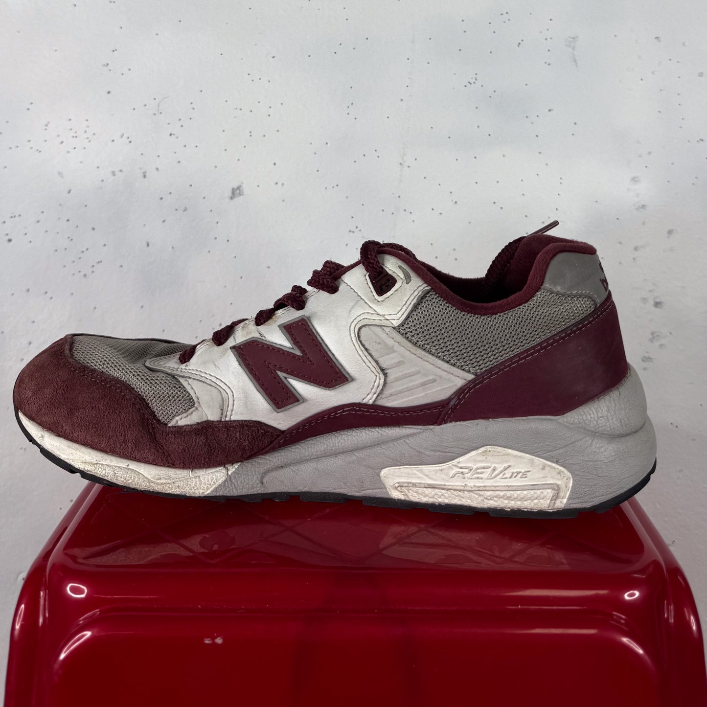 New Balance 580 Maroon White used Mens US11