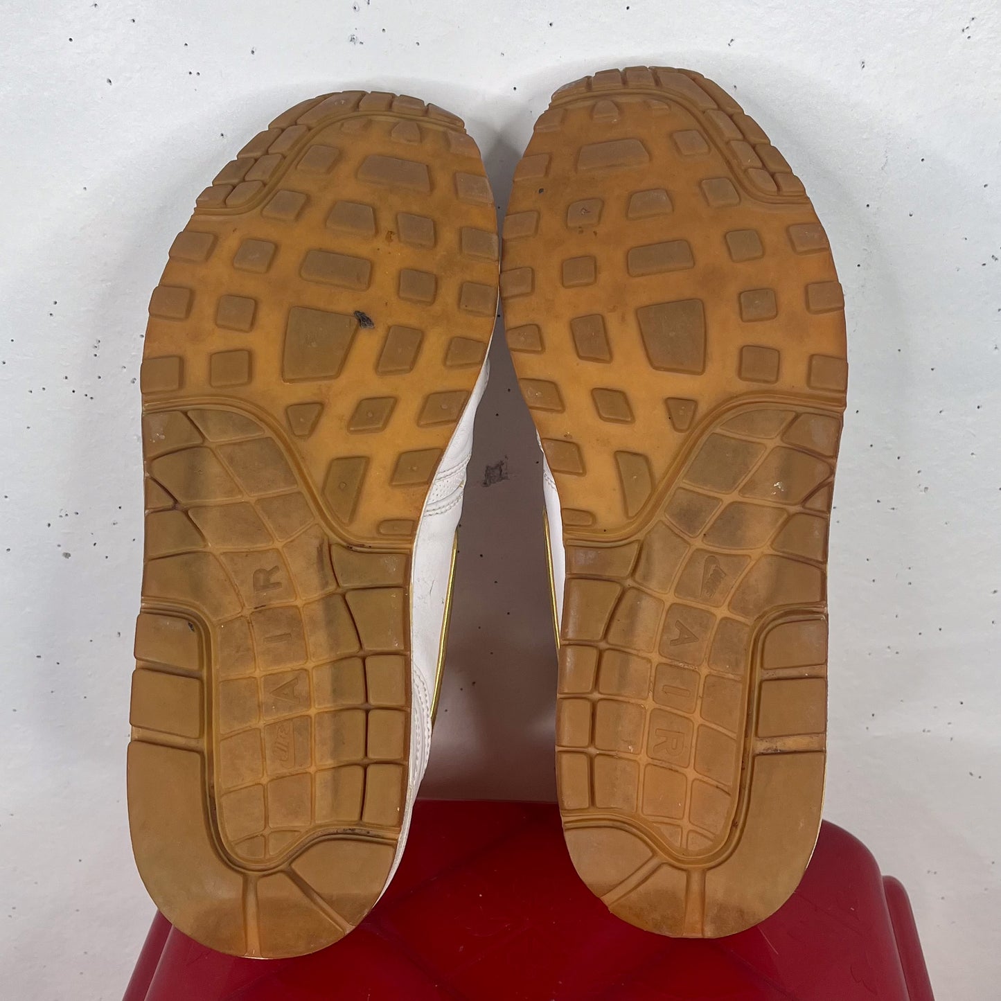 Nike Air Max 1 Perforated Leather White 2013 Men's US9