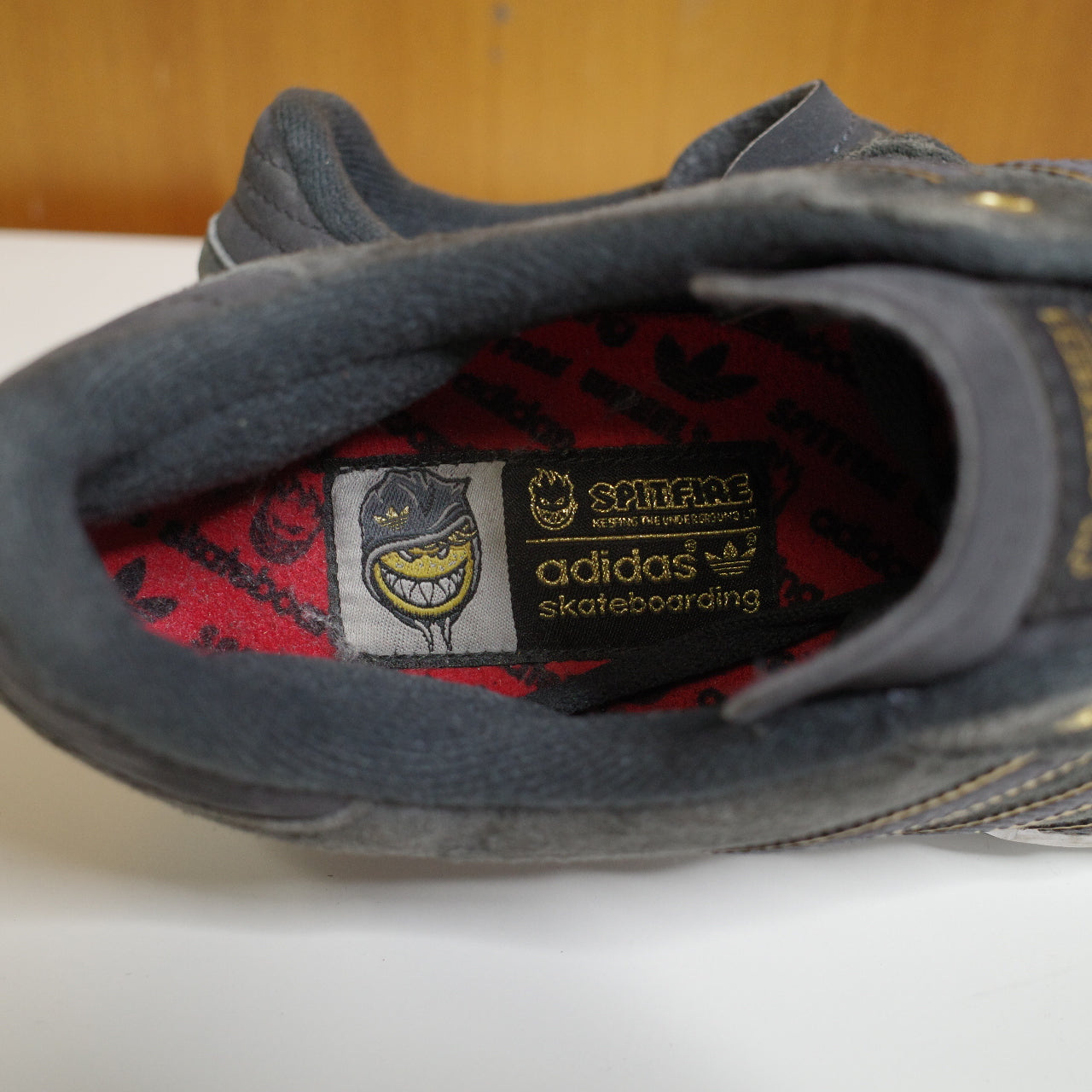 Adidas X Spitfire Busenitz Skateboarding Shoes Gray Suede Mens Sneakers US8