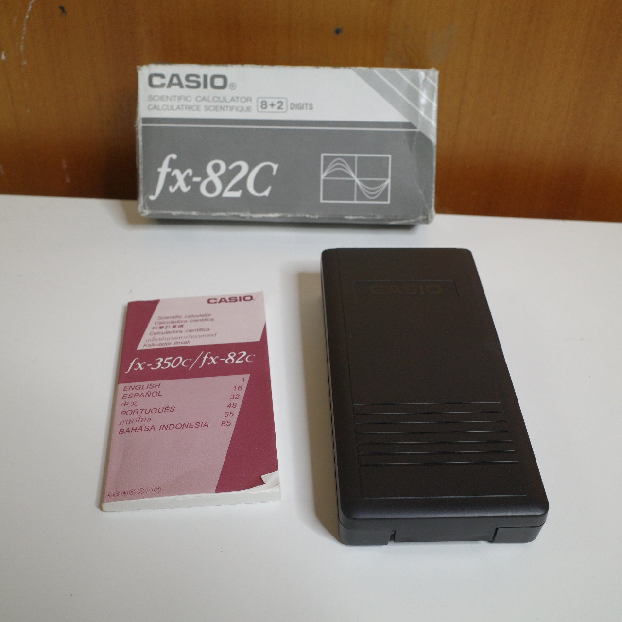 NEW Casio Scientific Calculator, FX-82C Vintage with case And Manual + Original Box