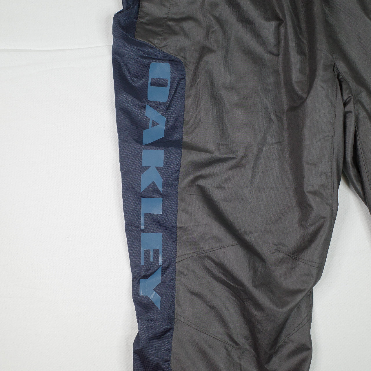 Oakley Enhance Wind Track Active Pants 2013 Blue Black Mens Large NWT