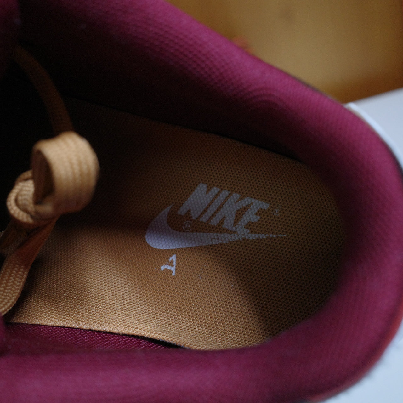 Nike Air Max 90 'London Underground' 651322-106 Men's Size 11 Shoes