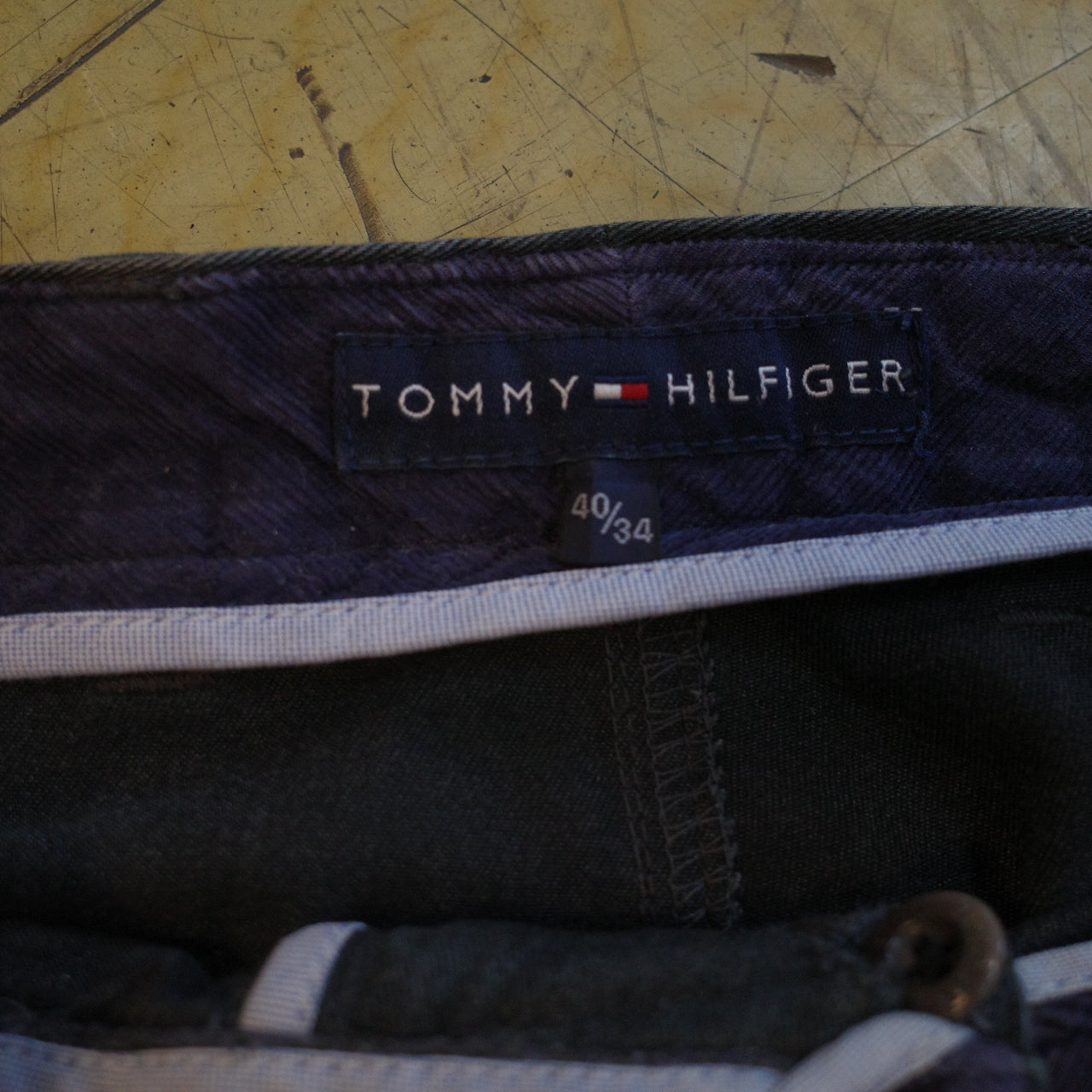 Tommy Hilfiger Pants Mens W40 L34 Baggy Pocket Black Faded Cargo Chino