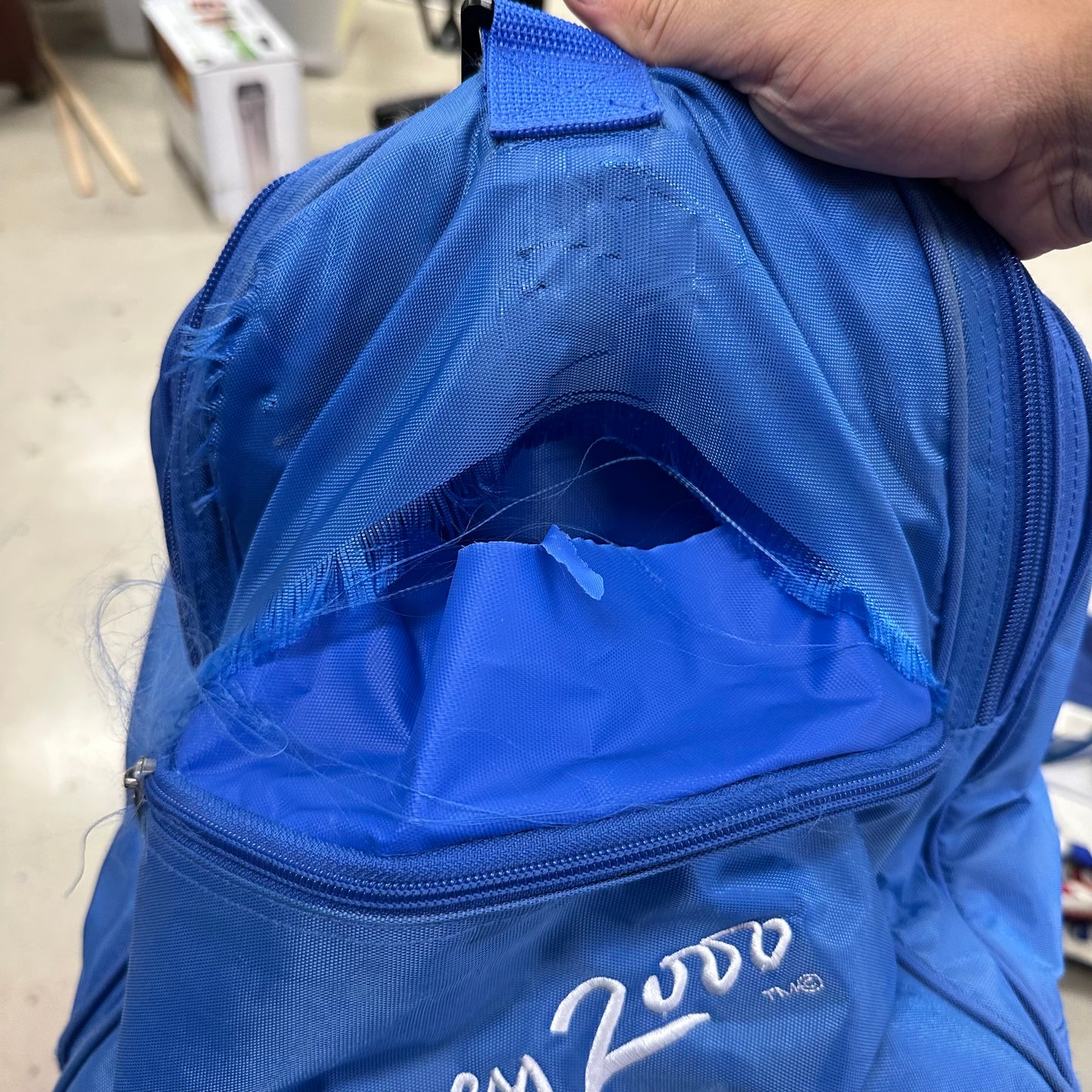 Sydney 2000's Duffle Bag - damaged