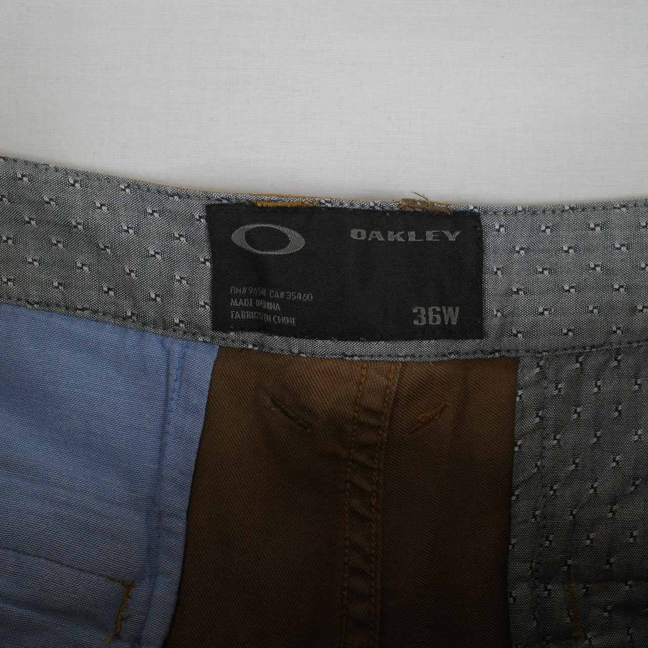 Oakley Chino Shorts Mens Size 36 Khaki Casual Wear