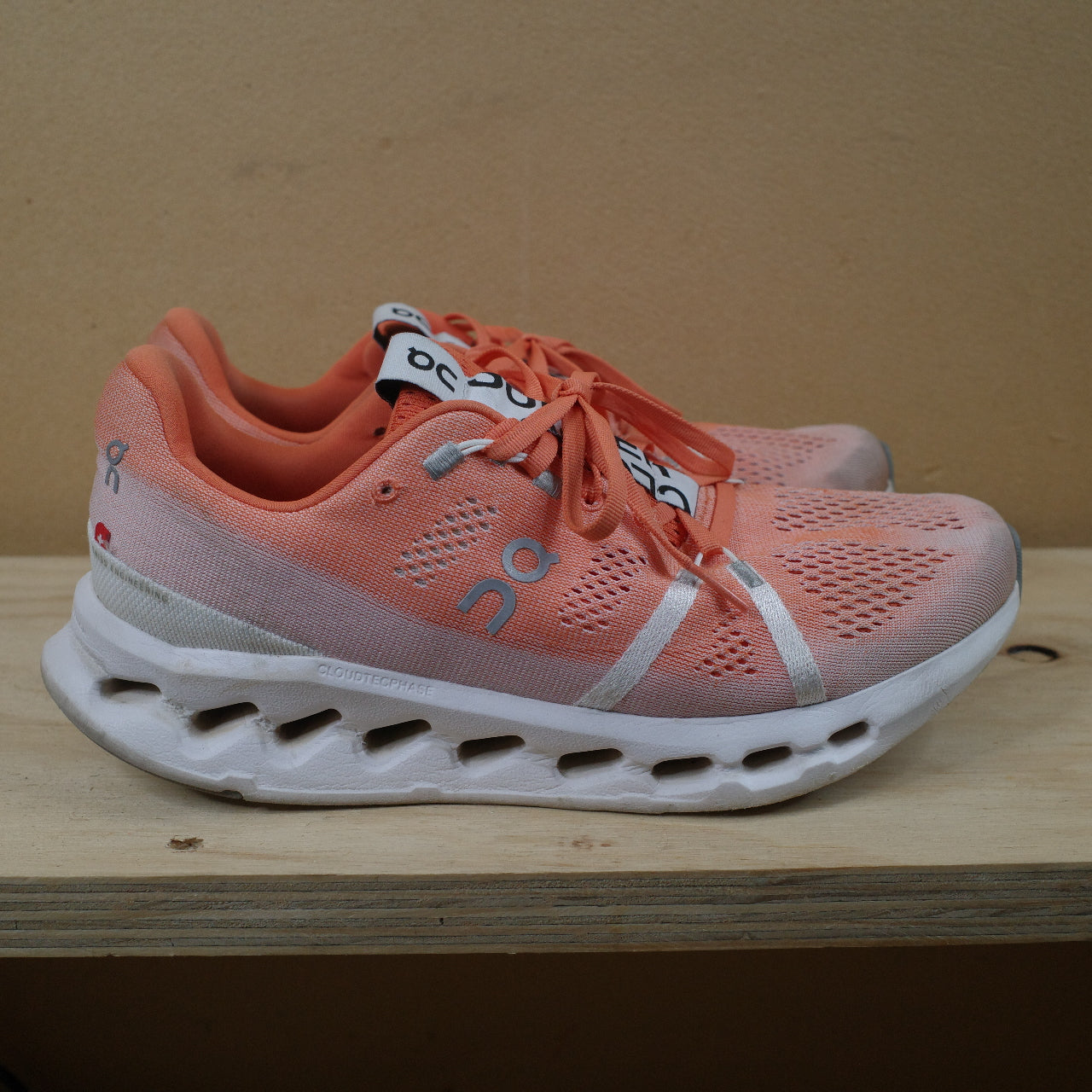 On Running Cloudsufer White Orange Mens US9