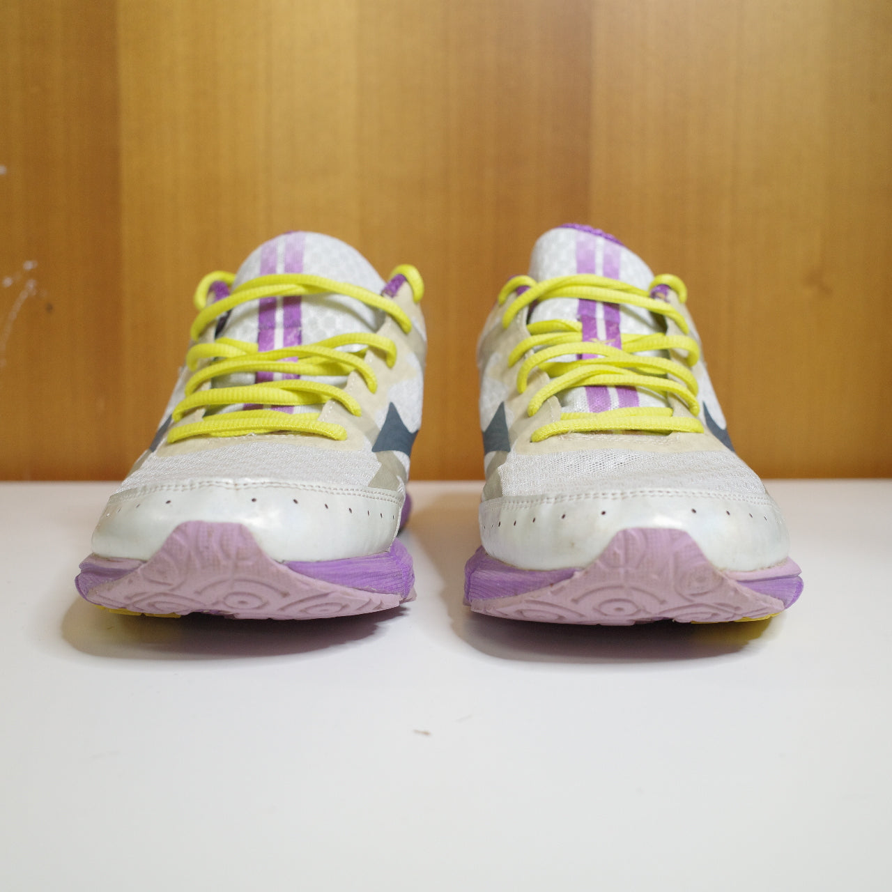 Mizuno Women's Size 10 Wave Rider 17 Running Shoes White Black Purple