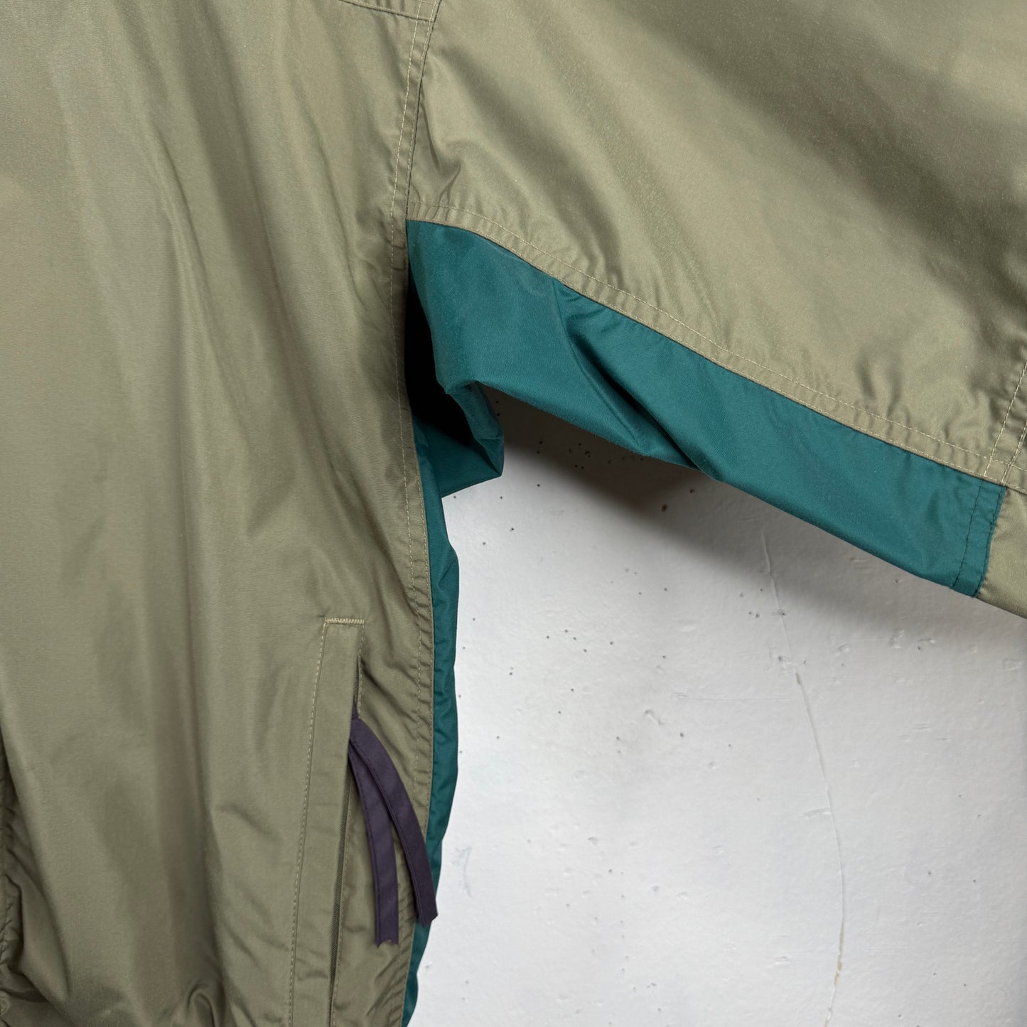 Columbia Bugaboo Olive Black Winter Jacket Radial Sleeve Mens Small Damaged Zip