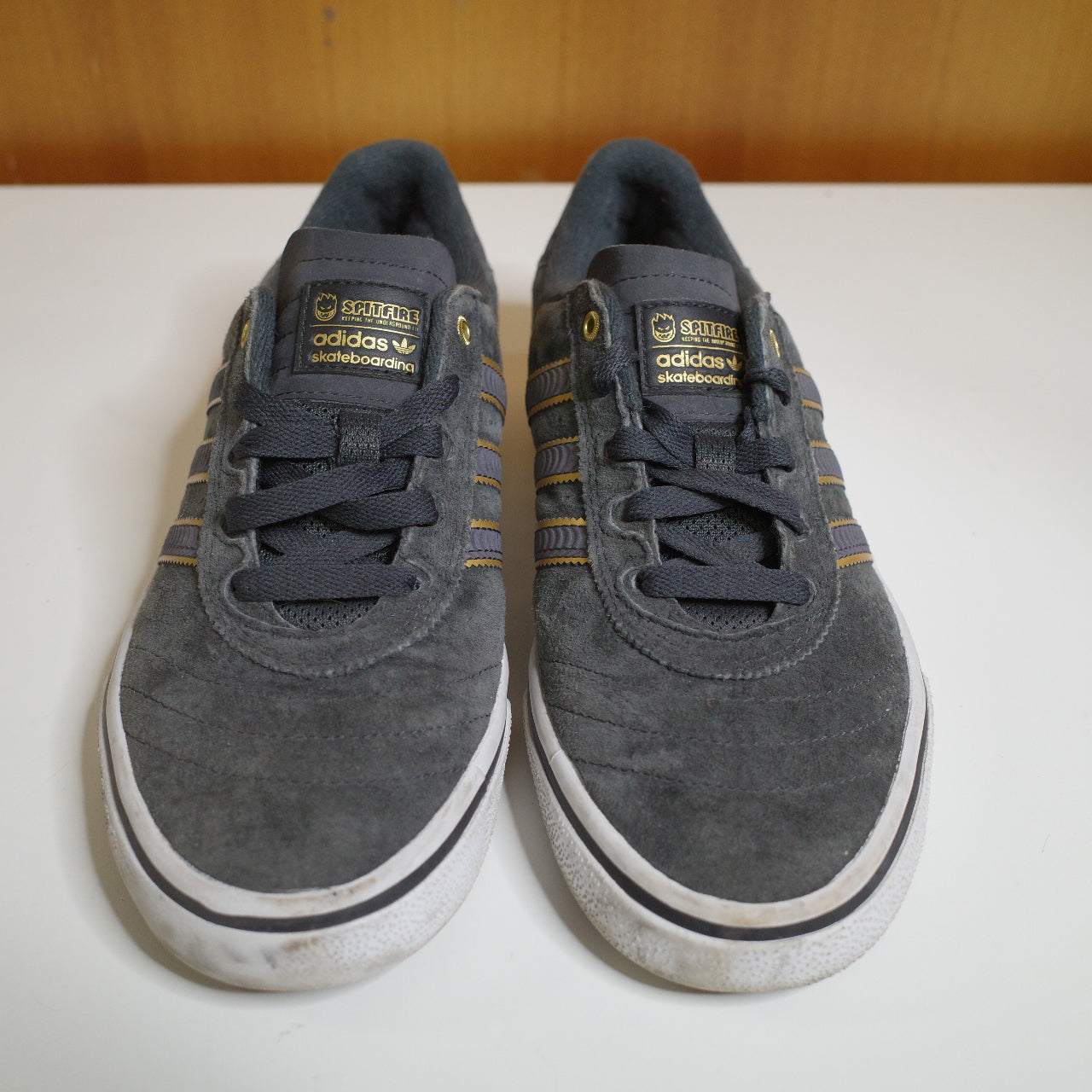 Adidas X Spitfire Busenitz Skateboarding Shoes Gray Suede Mens Sneakers US8