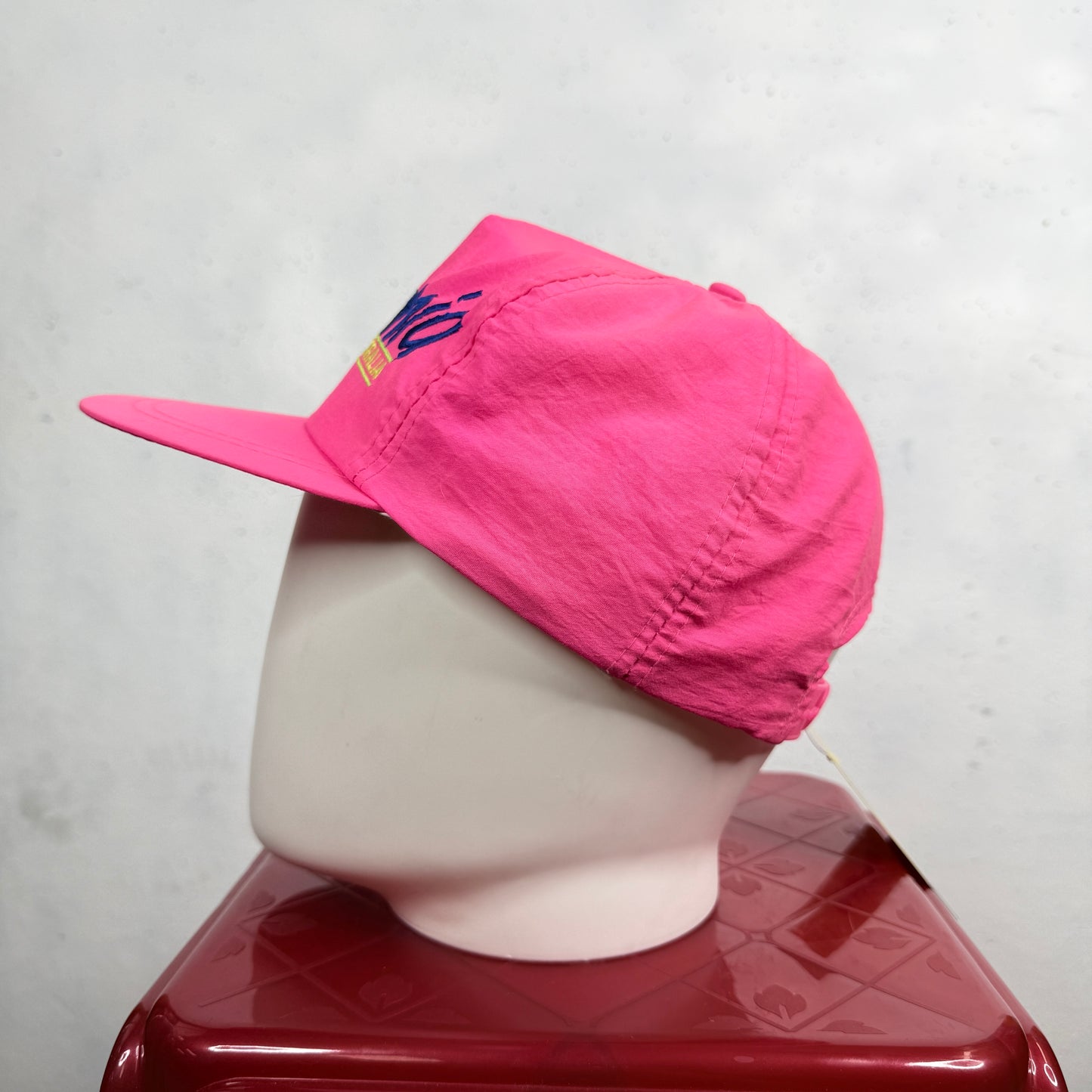 Vintage Nylon Tasmania Neon Pink Snapback Cap