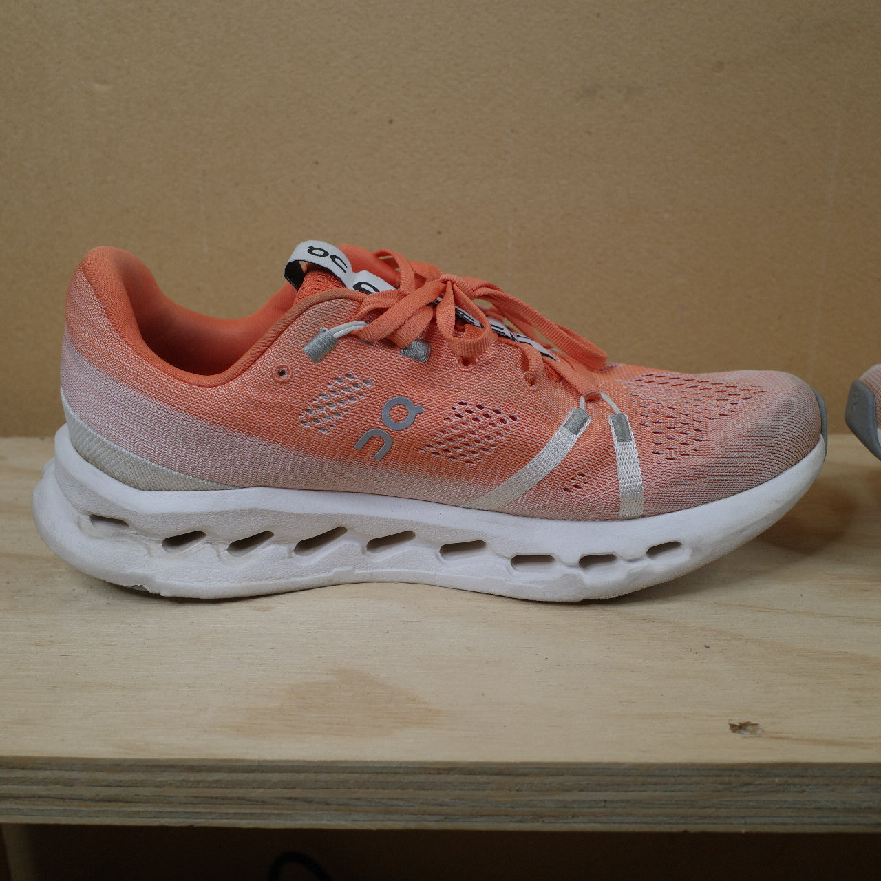 On Running Cloudsufer White Orange Mens US9