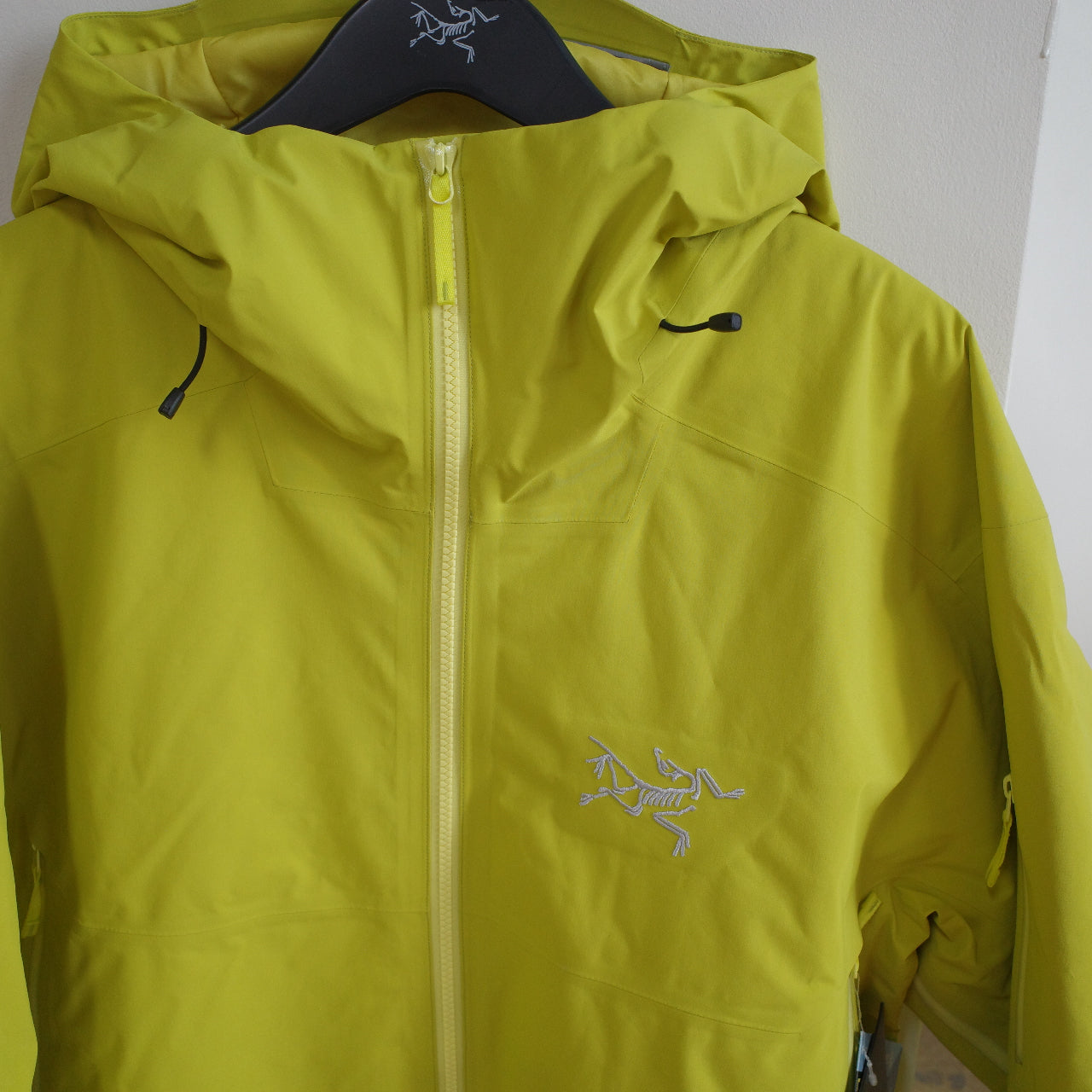 NEW Arc'teryx Sabre Insulated GTX Performance Yellow Lampyre Mens XL Waterproof