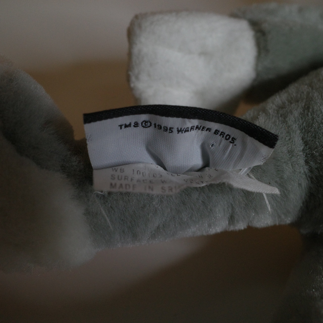 Bugz Bunny Warner Brothers Studio Store 1995 Plush