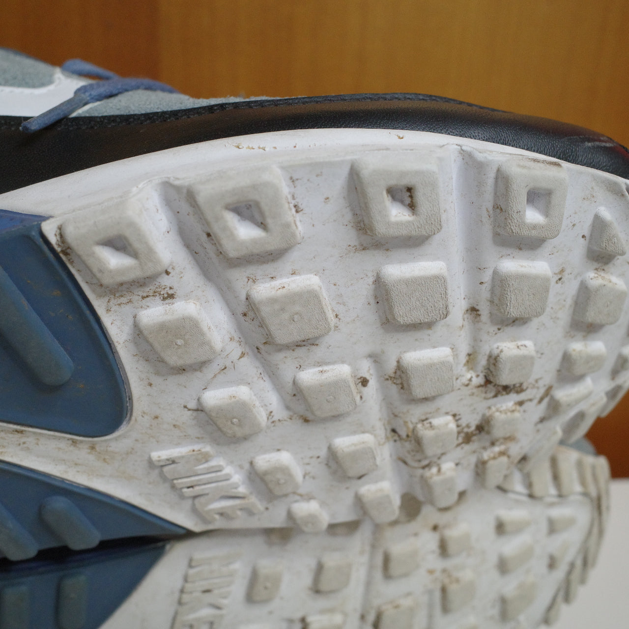 2011 Nike Air Max 90 Blue - 325018-405 US11