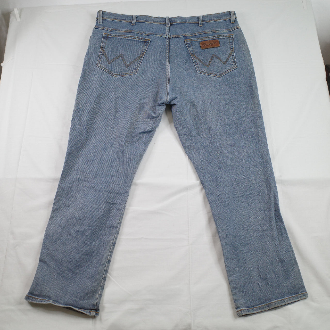 Wrangler Mens Jeans W42 L32 Cowboy Arizona Light Blue Denim Rugged Goods