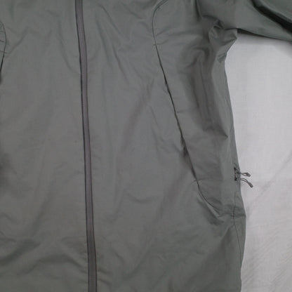 Descente Allterrain Creas Light Grey Rain Proof Jacket Mens Small