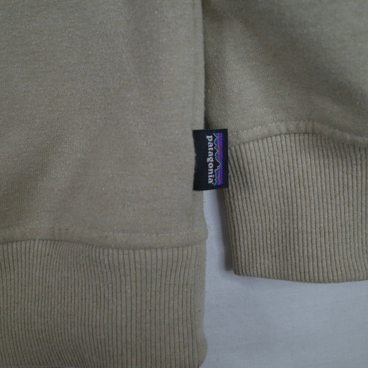Patagonia Mens Sweater Uprisal P6 Label Crewneck Beige Medium