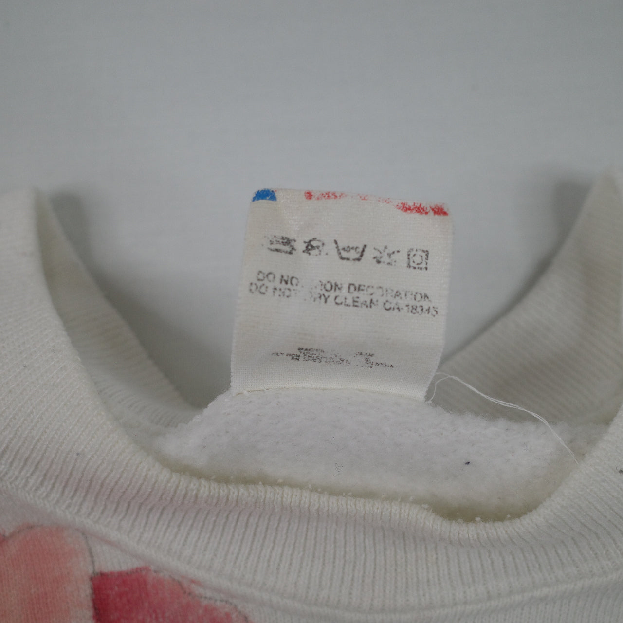 Vintage Cute Bunny Rabbit Graphic Crewneck Sweater White Women's Small