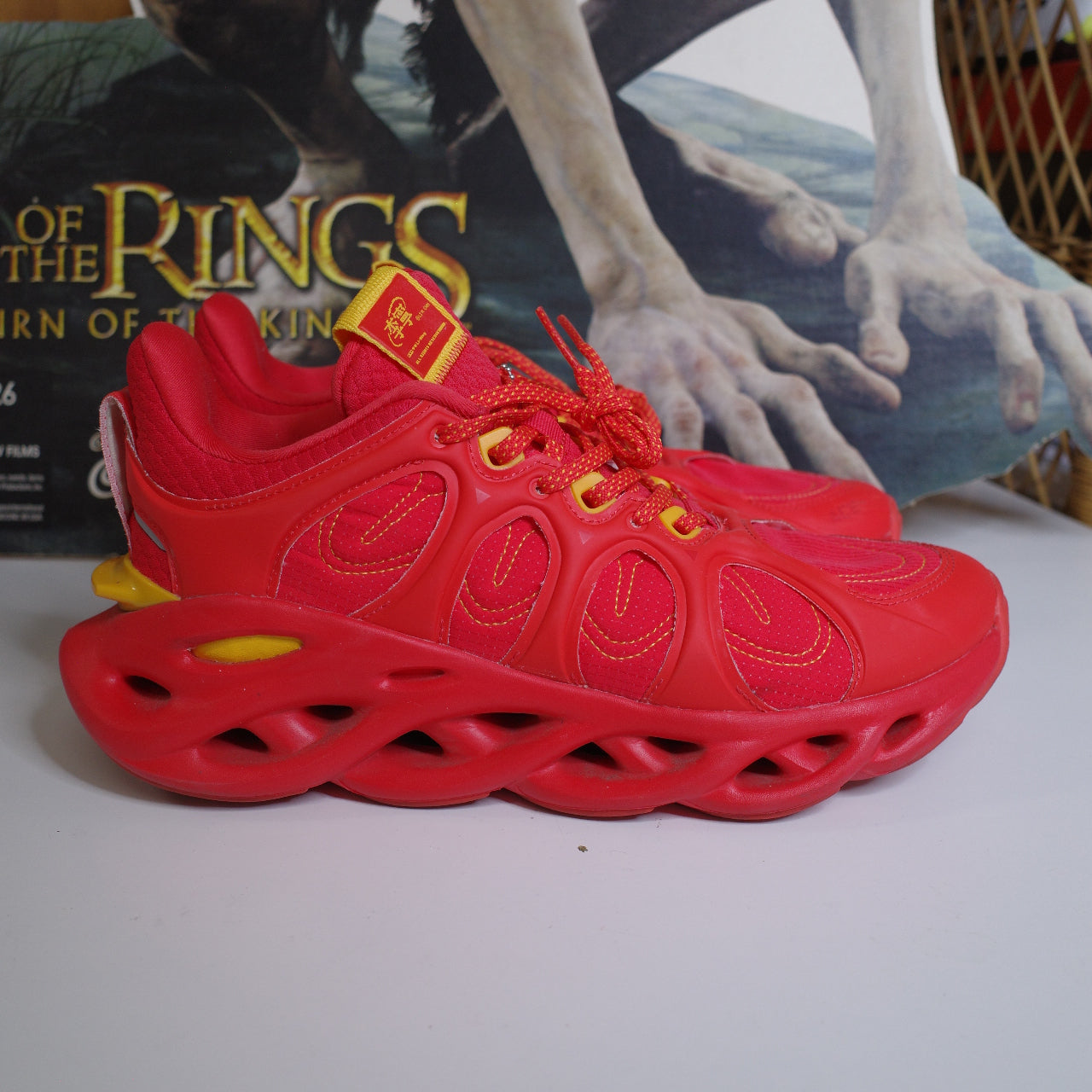 Li Ning Arc Ace Red Yellow Rare US9