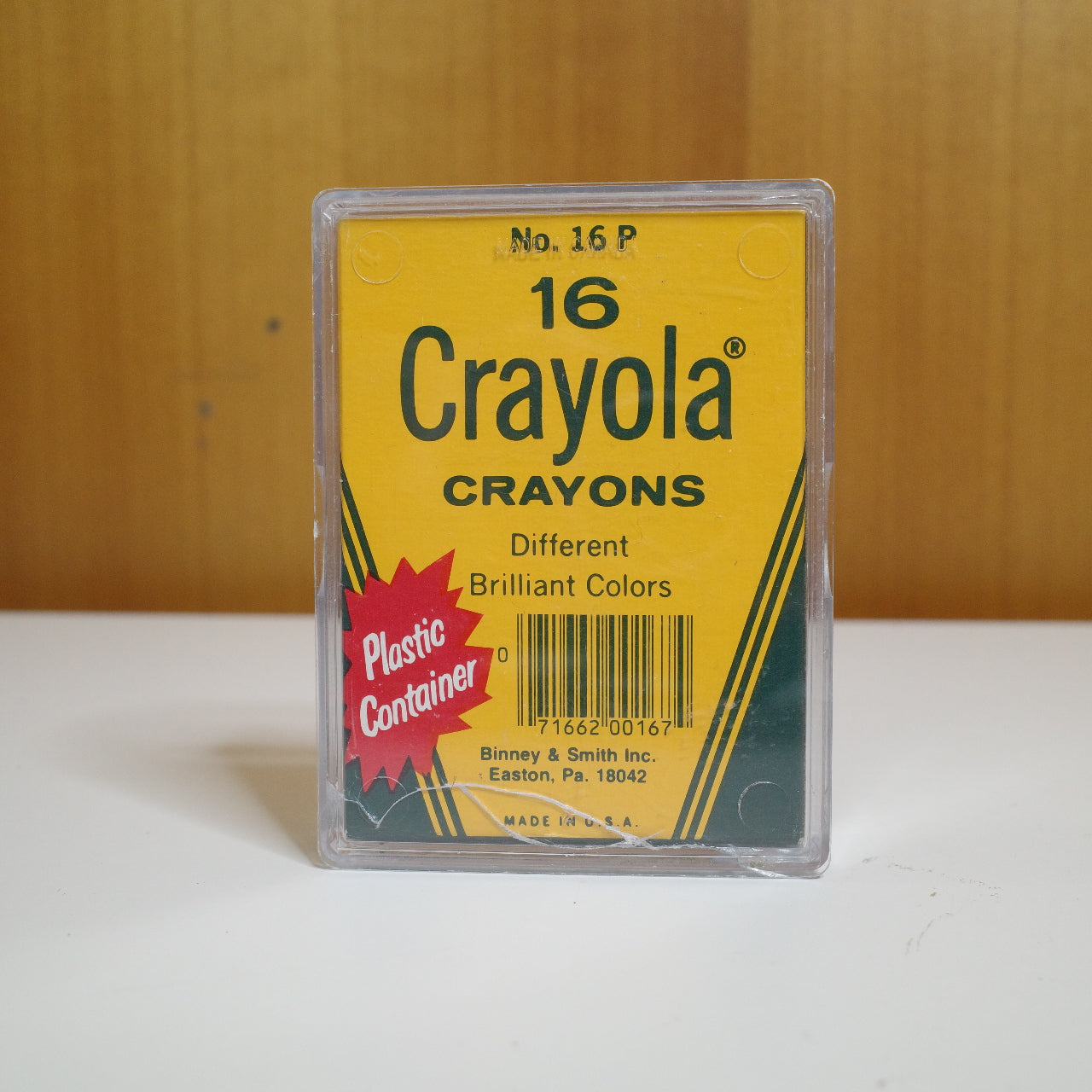 Crayola Crayons Vintage Plastic Container Binney & Smith No. 16 P Made In USA
