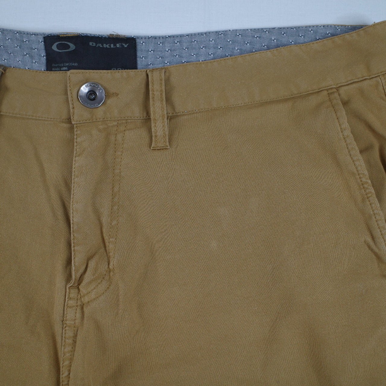 Oakley Chino Shorts Mens Size 36 Khaki Casual Wear