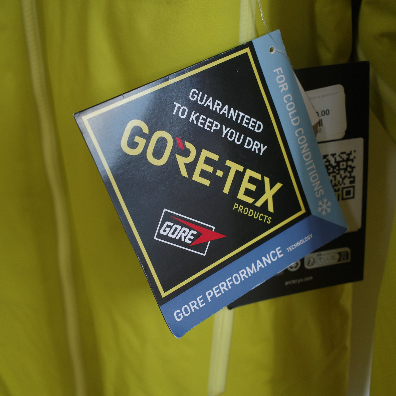 NEW Arc'teryx Sabre Insulated GTX Performance Yellow Lampyre Mens XL Waterproof