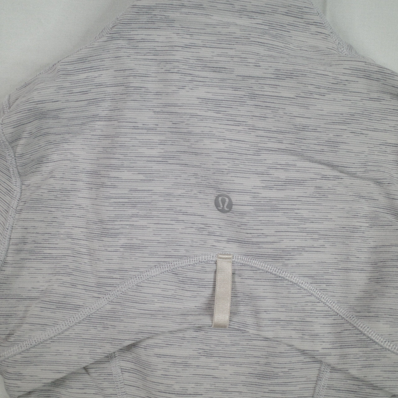 Lululemon Define Gray Quarter Zip Womens Size 0 167/74Y Yoga
