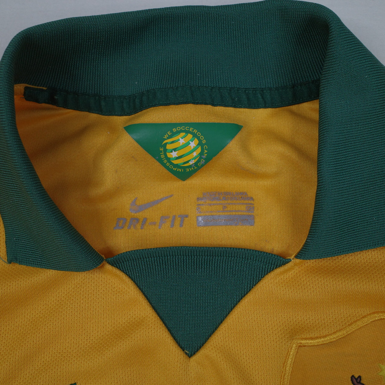 Socceroos National Team 2014 Shirt Nike Drifit Mens Small