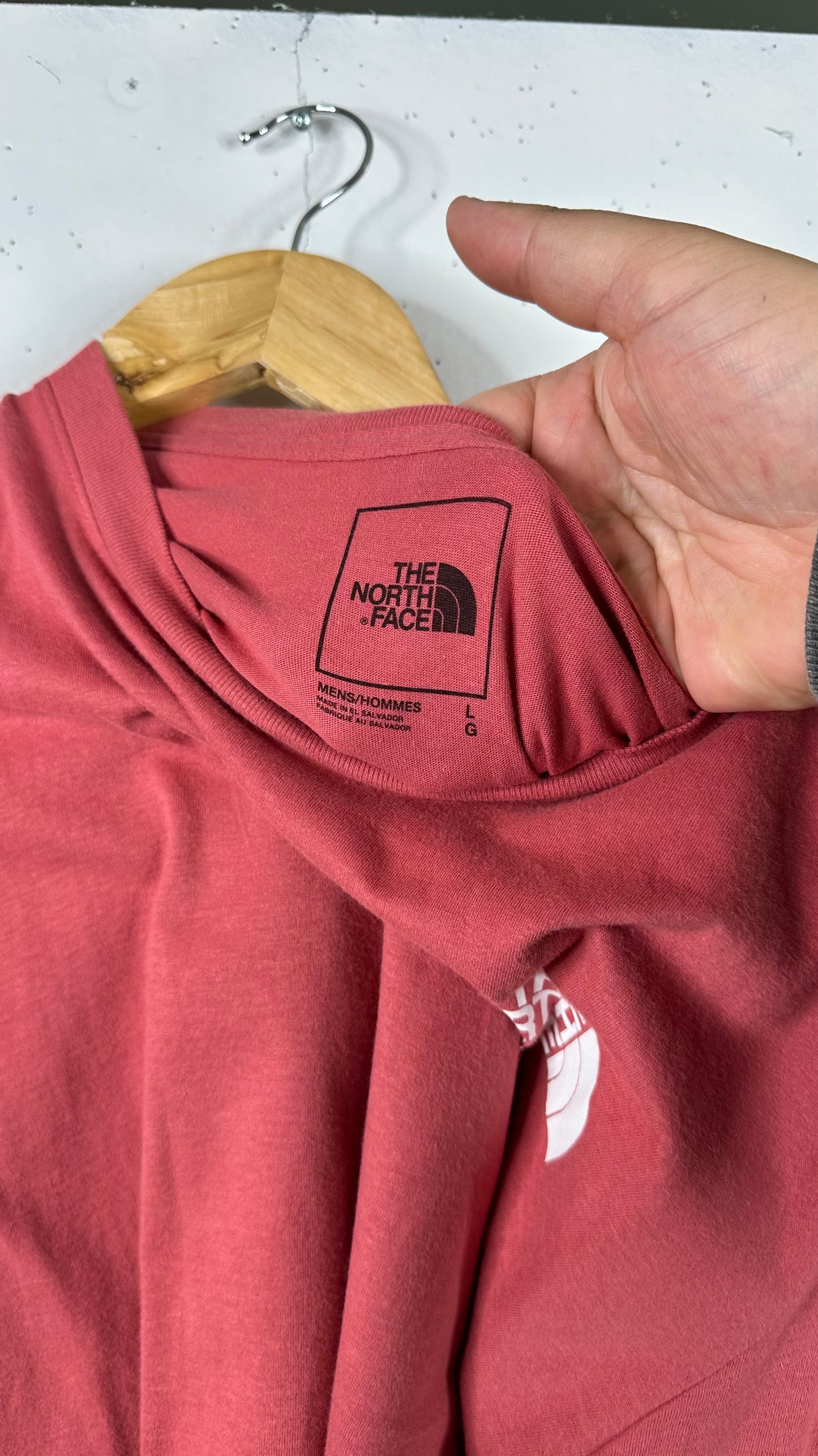 The North Face Box Longsleeve Salmon New (XL)