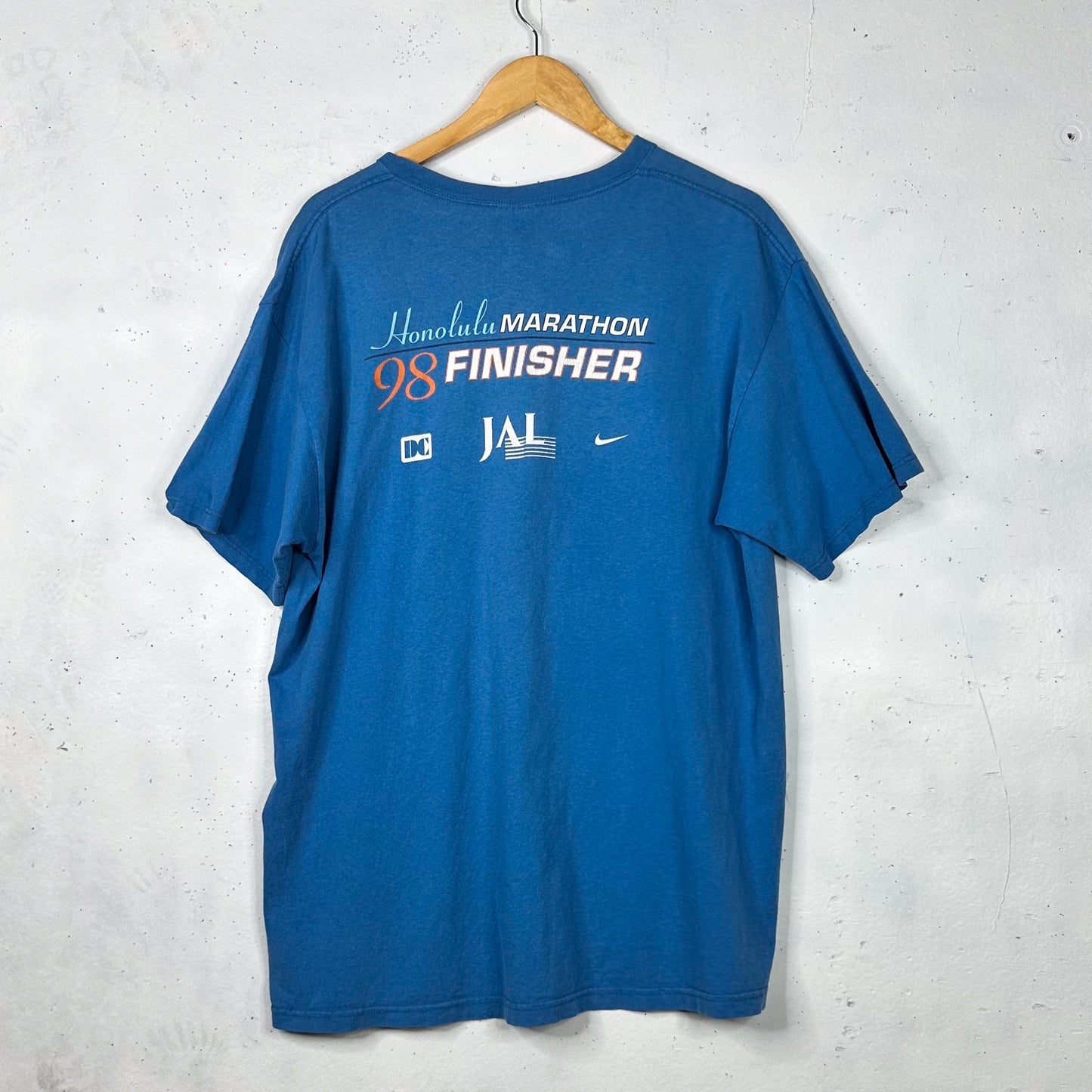 98 Nike Honolulu Marathon Finisher Blue Tee (L)