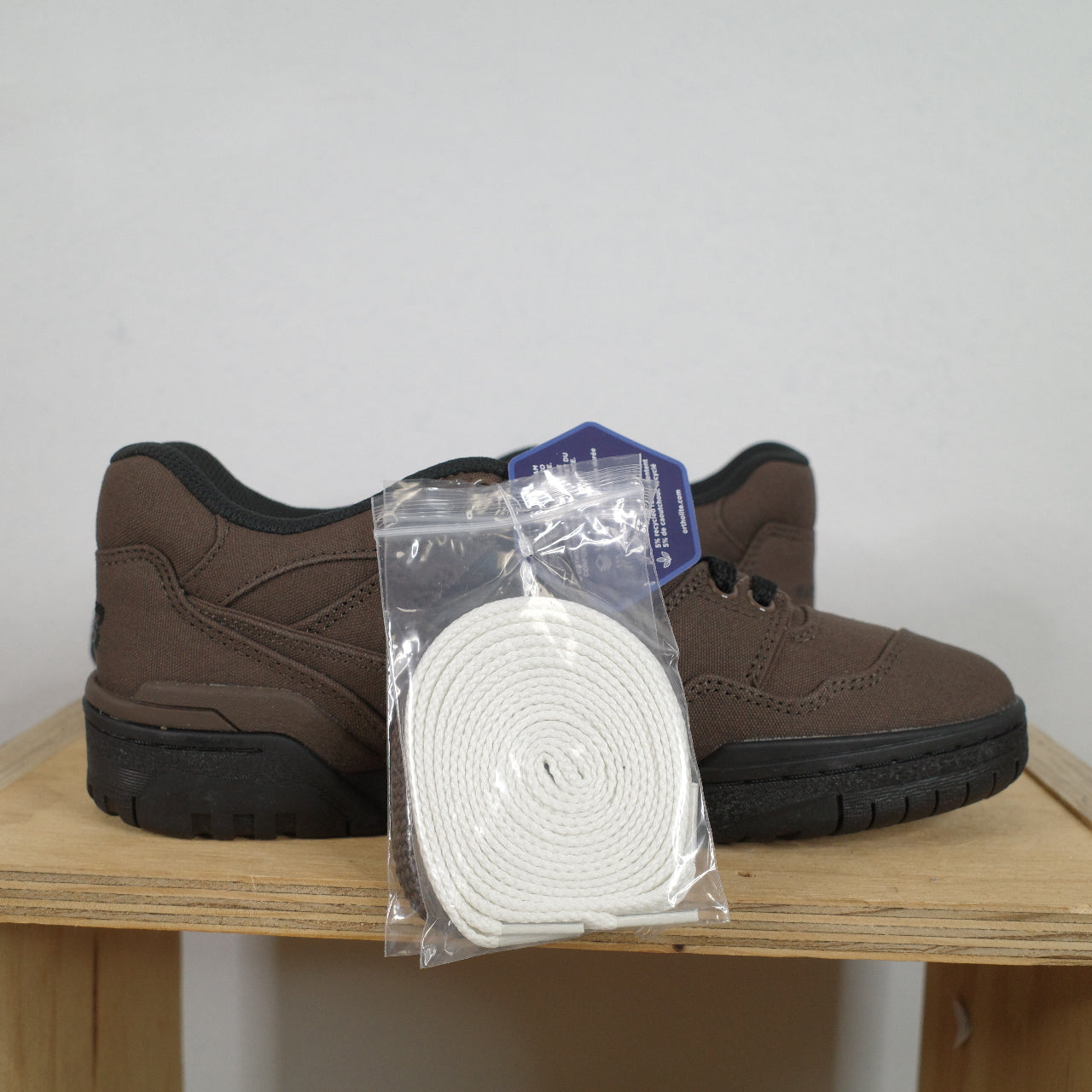 Size UK9.5  New Balance thisisneverthat x 550 Brown With Box